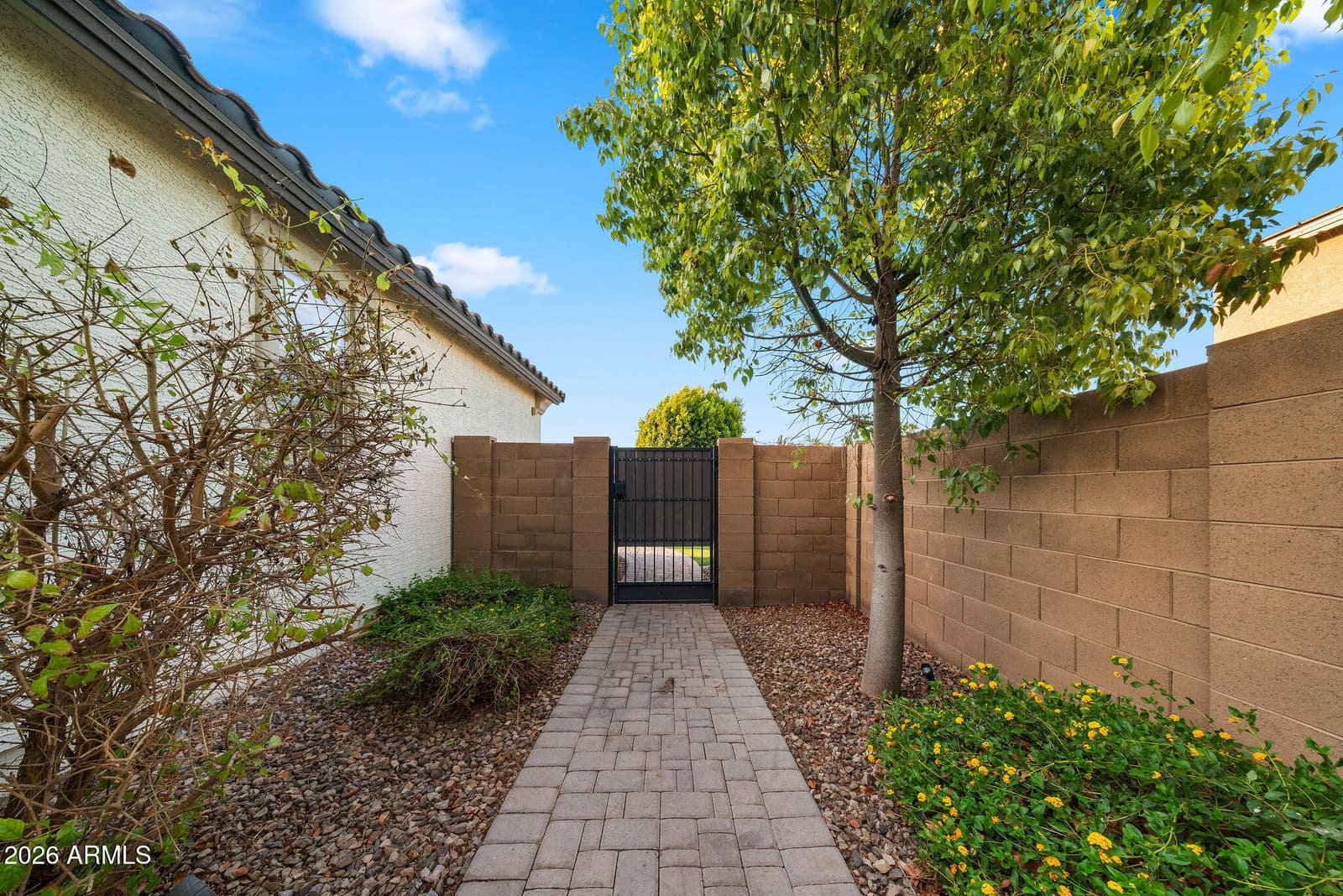 12539 W TUCKEY Lane, Glendale, AZ 85307 — photo 41 of 61