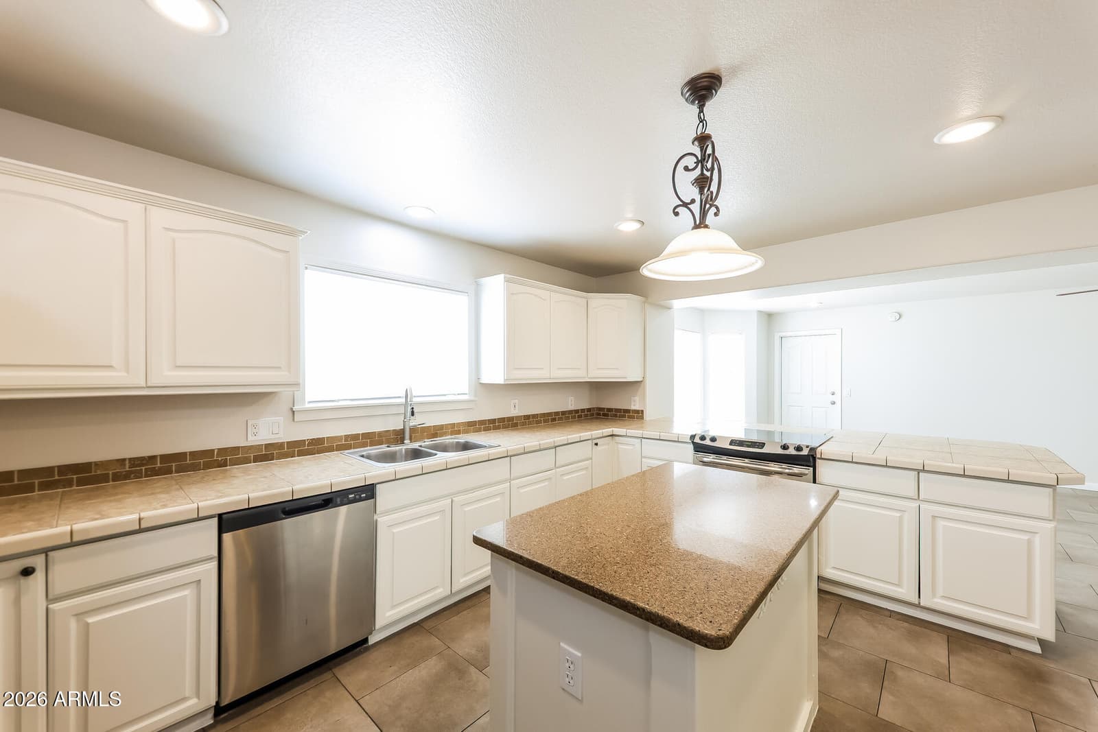 10302 N 88TH Drive, Peoria, AZ 85345 — photo 12 of 27