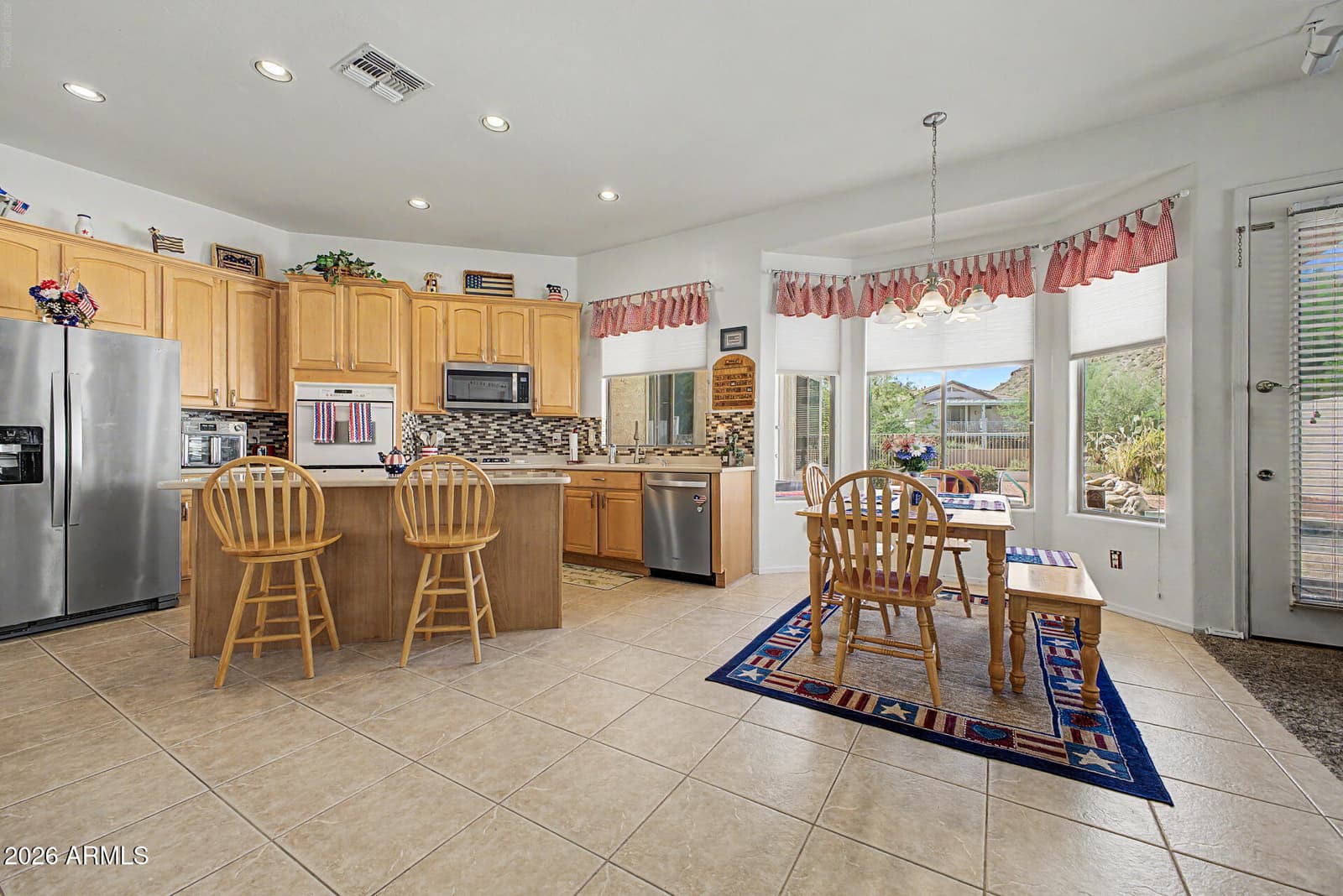 9728 E GOLDEN Street, Mesa, AZ 85207 — photo 13 of 42