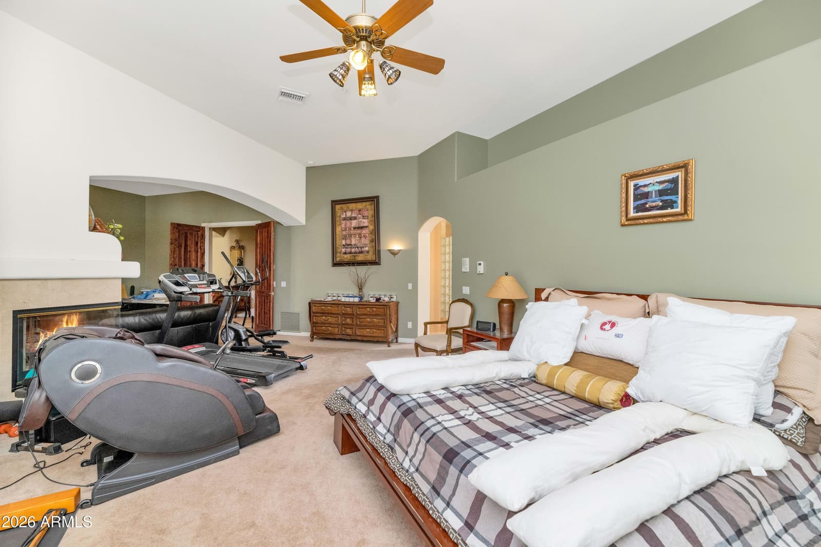 10453 E LAUREL Lane, Scottsdale, AZ 85259 — photo 13 of 31