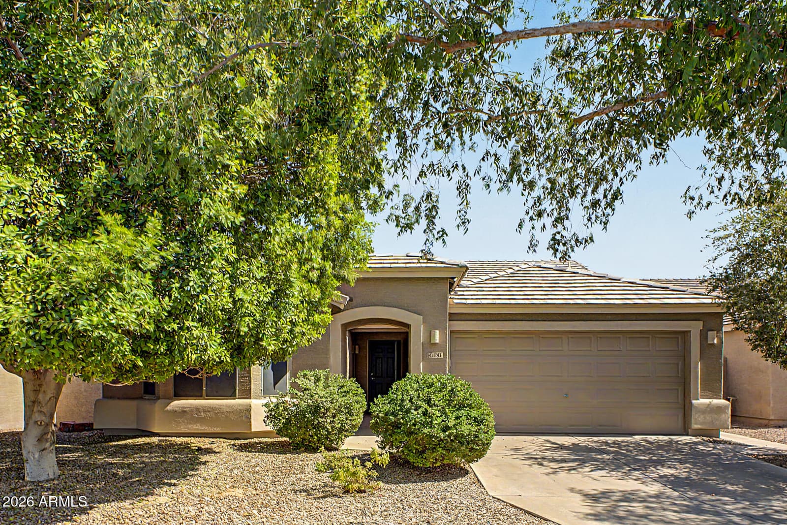 1743 E BRANHAM Lane, Phoenix, AZ 85042 — photo 2 of 44
