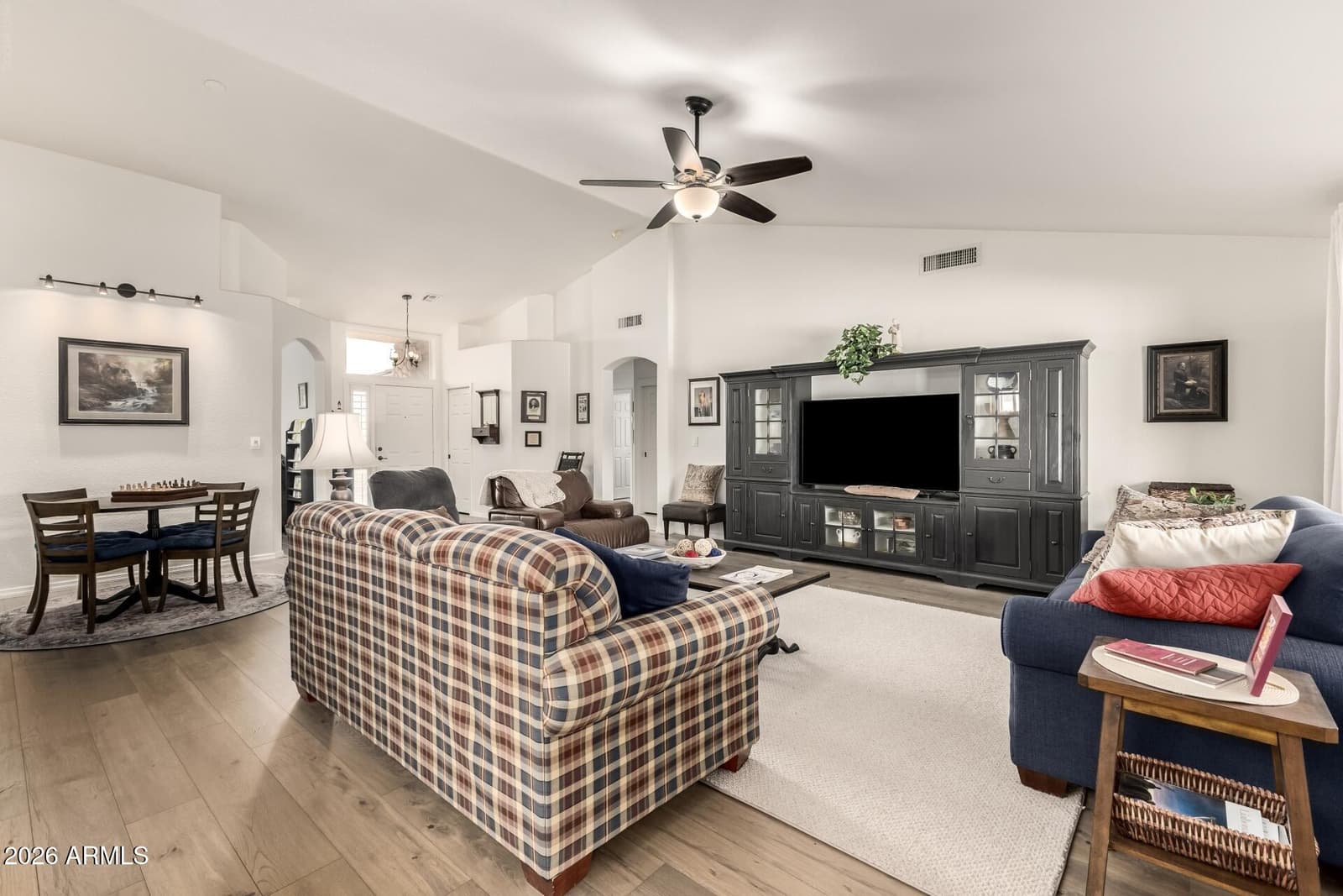11516 E MADERO Avenue, Mesa, AZ 85209 — photo 10 of 40
