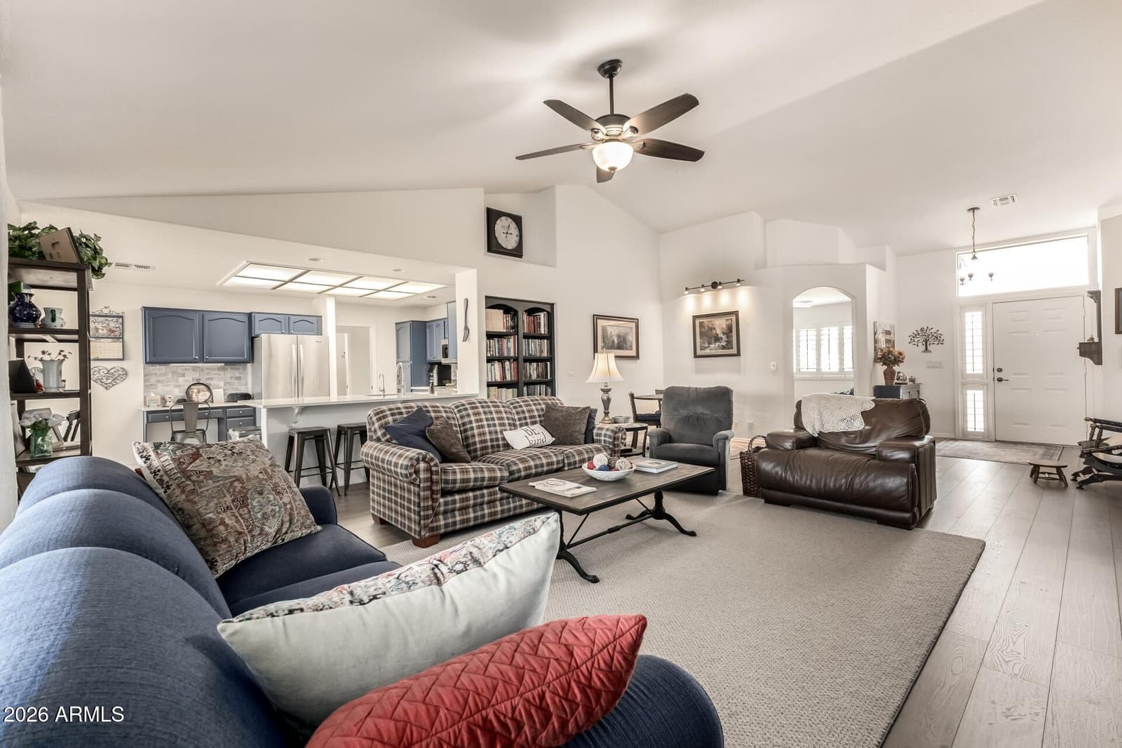 11516 E MADERO Avenue, Mesa, AZ 85209 — photo 3 of 40