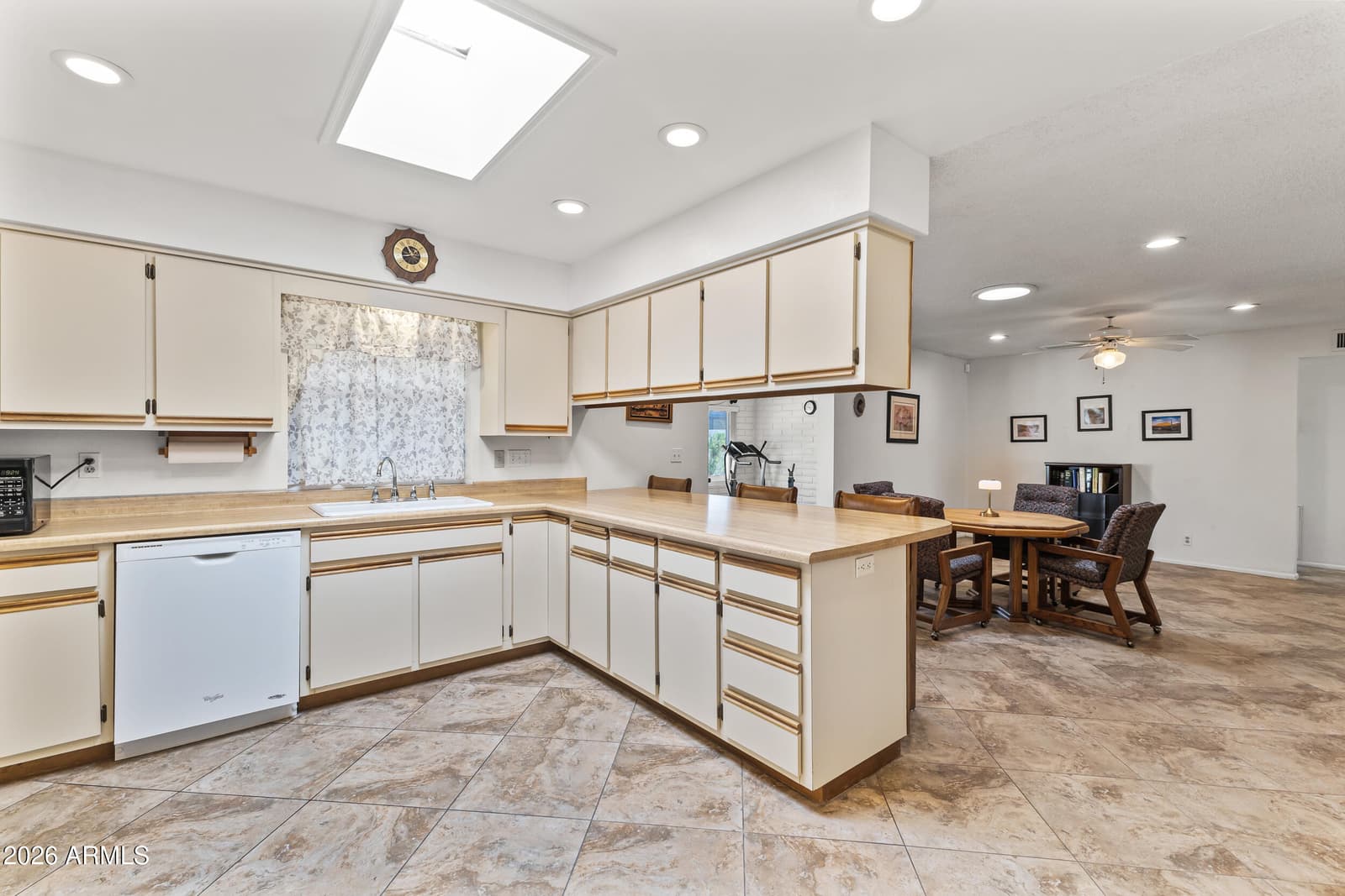 4256 E DOLPHIN Avenue 67, Mesa, AZ 85206 — photo 11 of 41