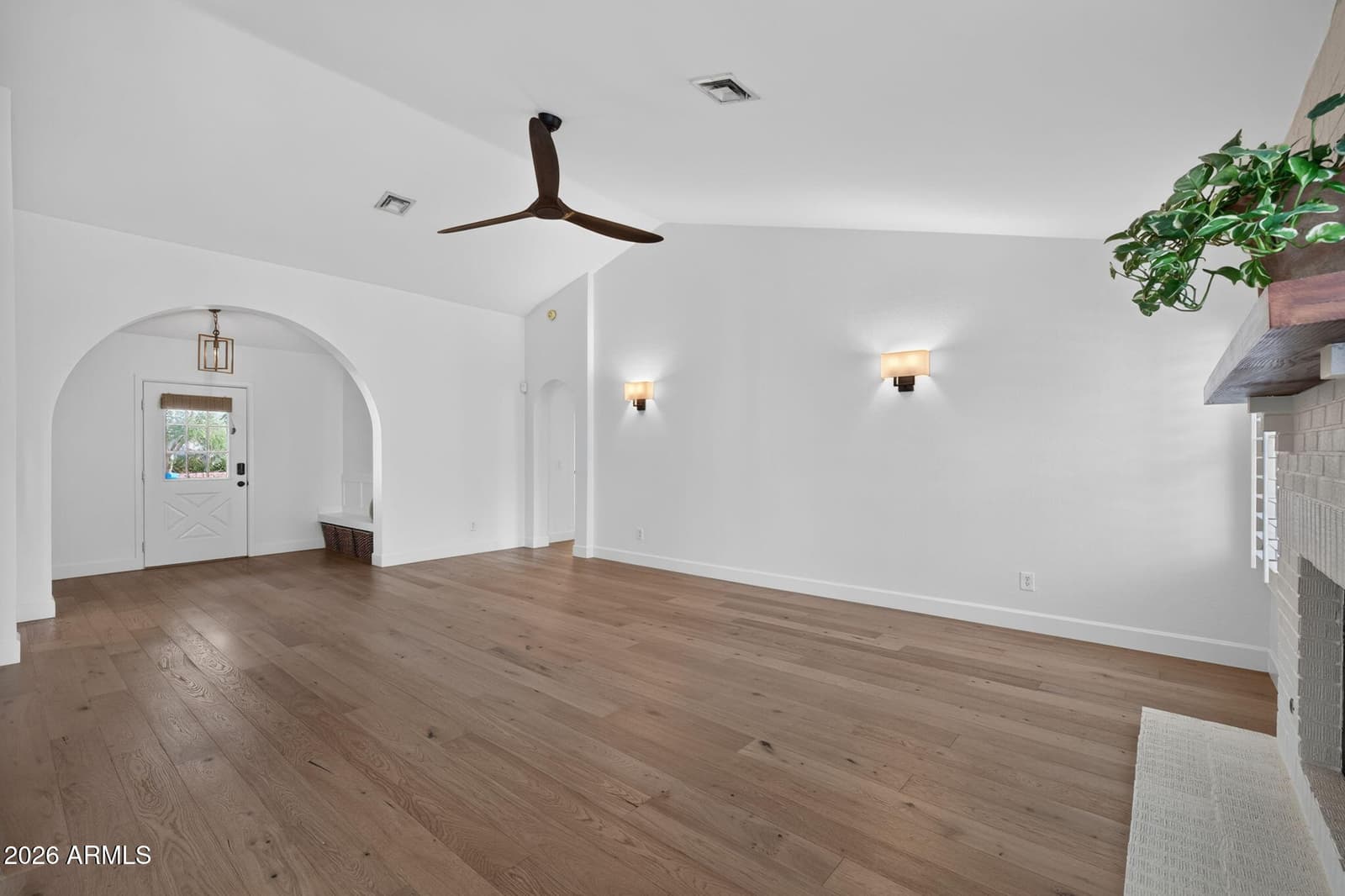 4602 E KACHINA Trail, Phoenix, AZ 85044 — photo 11 of 61