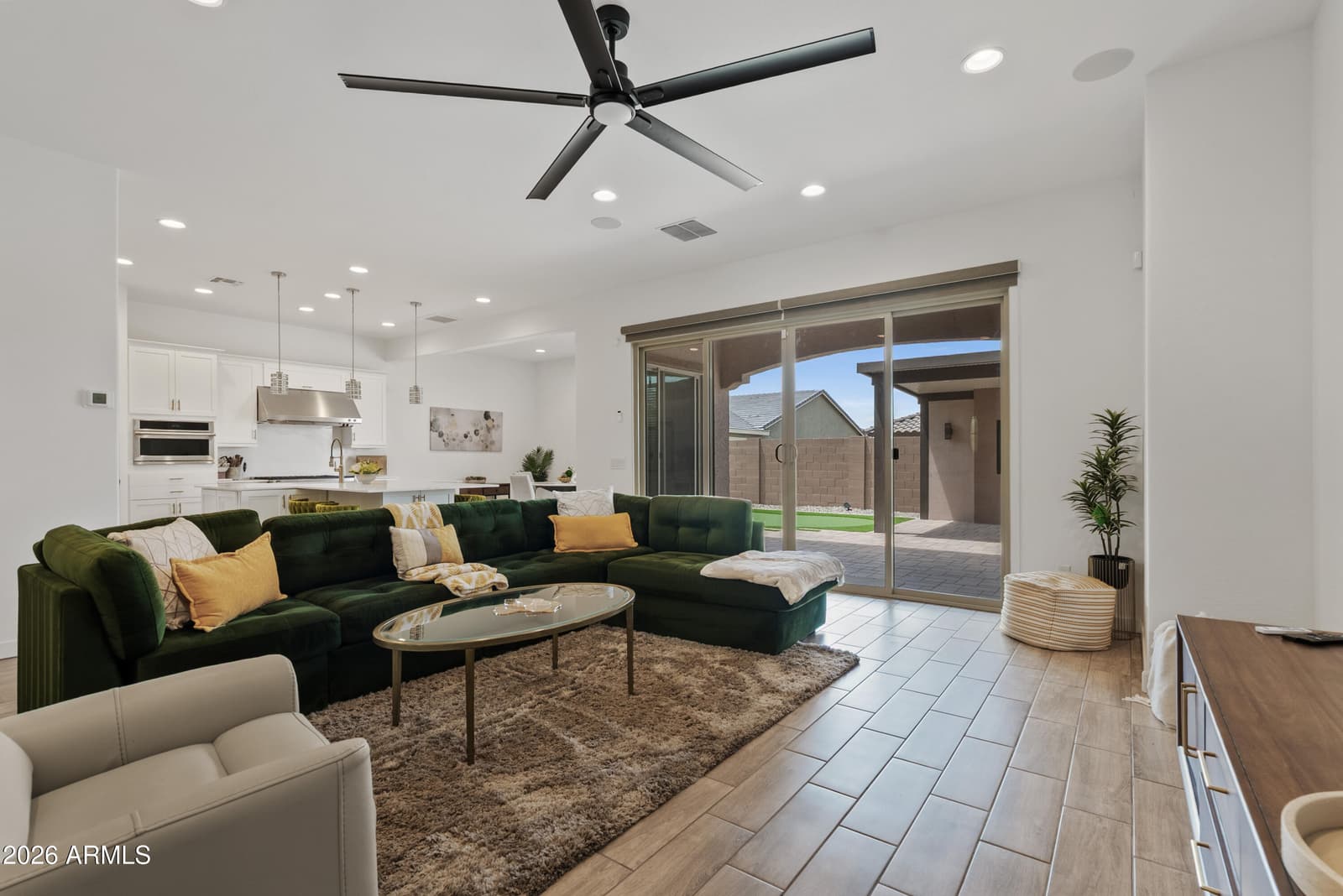 9412 S 41st Drive, Laveen, AZ 85339 — photo 15 of 47