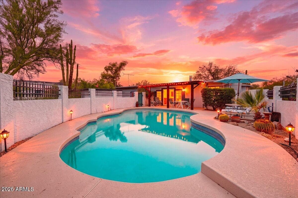 5054 E SUMMERSET Circle, Cave Creek, AZ 85331 — photo 1 of 30