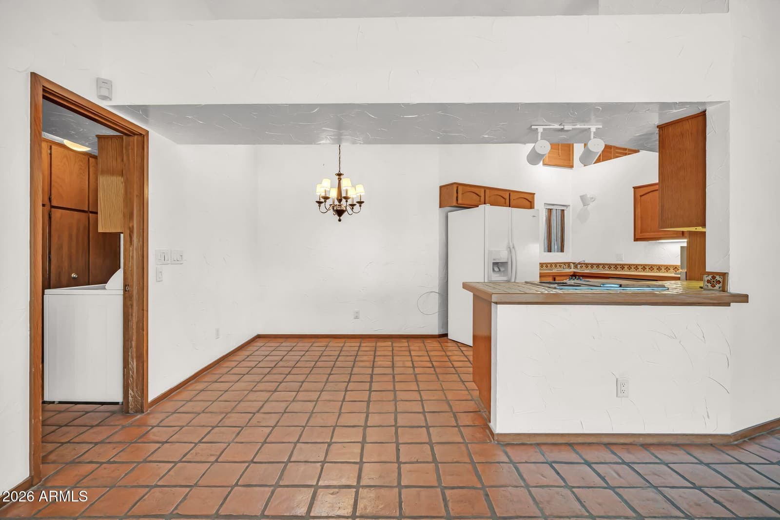 1102 E ACACIA Circle, Litchfield Park, AZ 85340 — photo 7 of 52