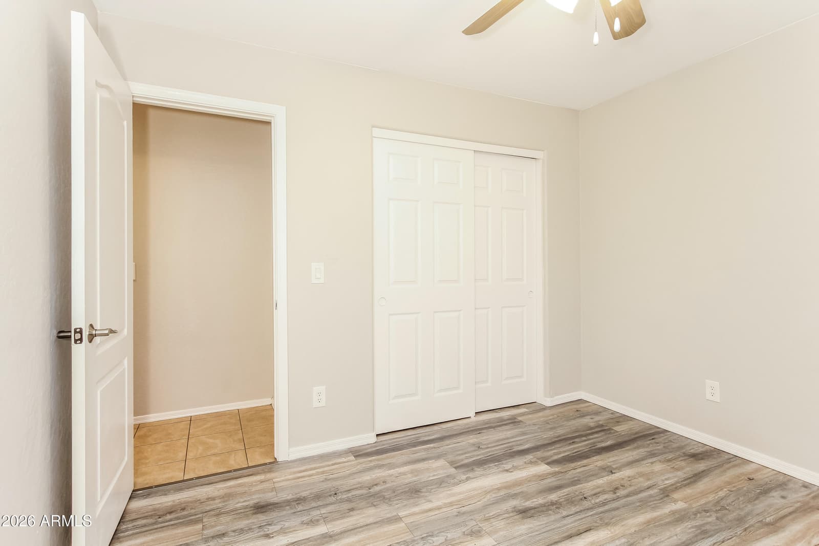 2537 W DARREL Road, Phoenix, AZ 85041 — photo 5 of 15