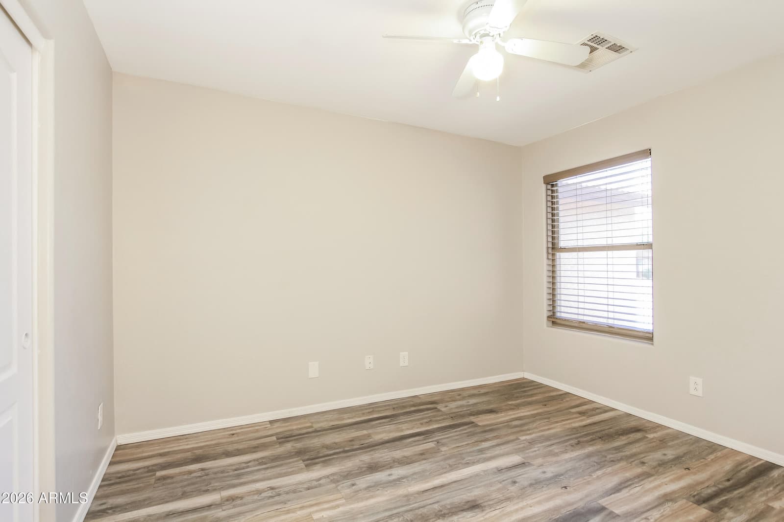 2537 W DARREL Road, Phoenix, AZ 85041 — photo 6 of 15