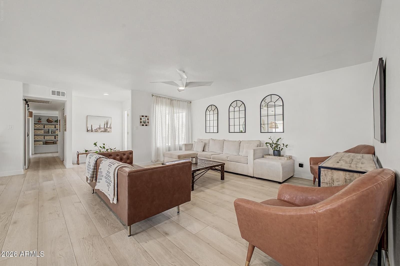 4819 W SUNNYSIDE Avenue, Glendale, AZ 85304 — photo 3 of 24