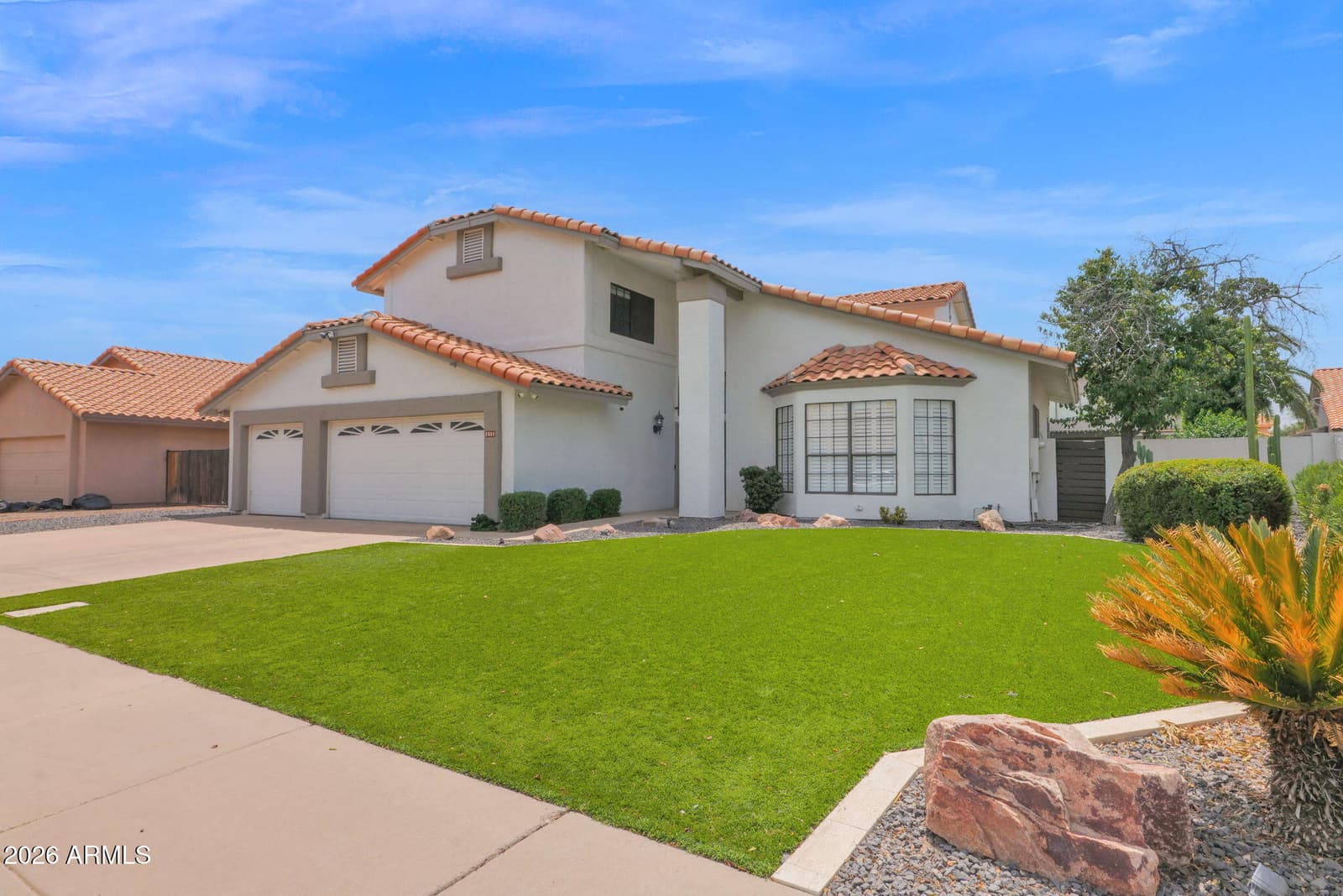 1501 W ANTIQUA Drive, Gilbert, AZ 85233 — photo 2 of 62