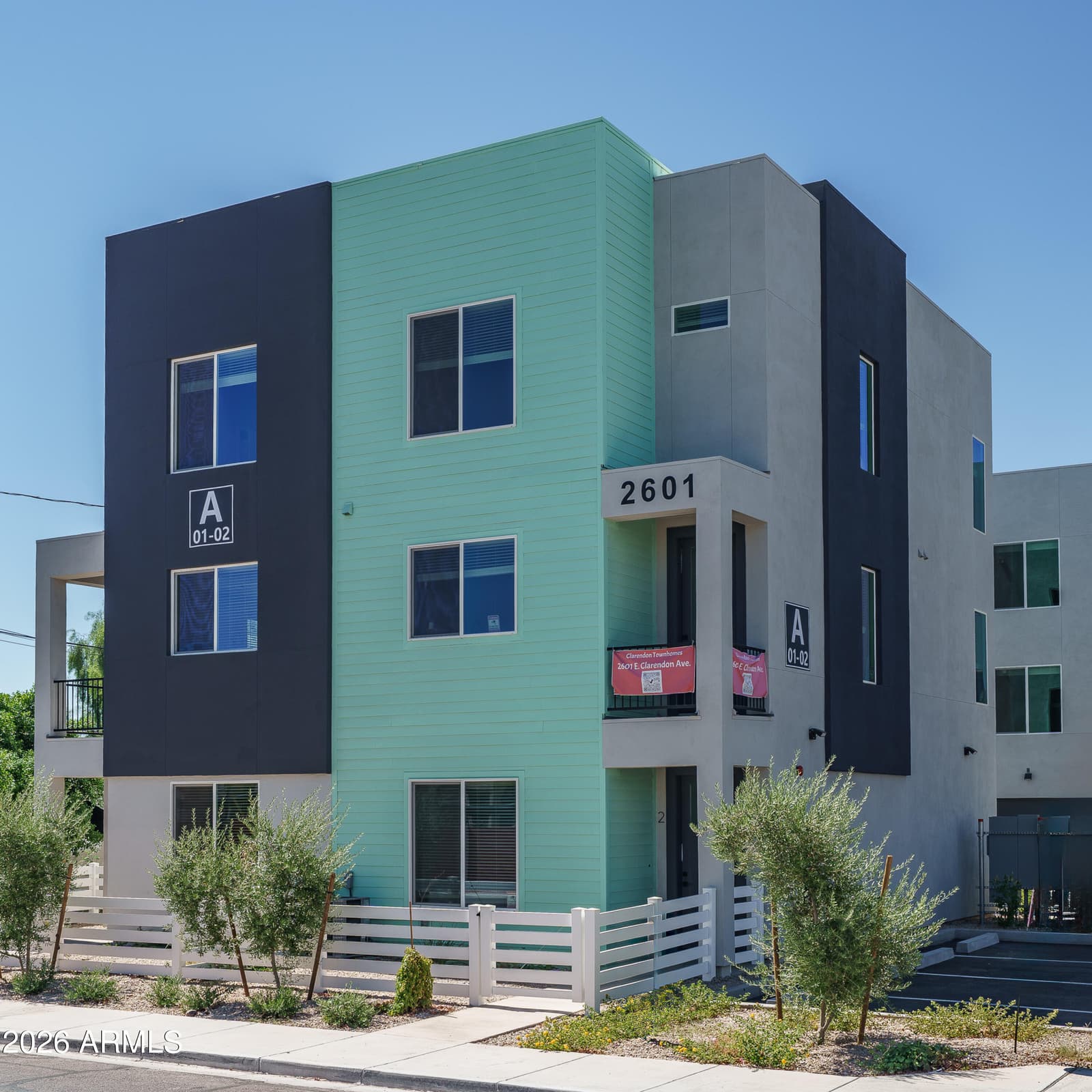 2601 E CLARENDON Avenue 19, Phoenix, AZ 85016 — photo 4 of 39