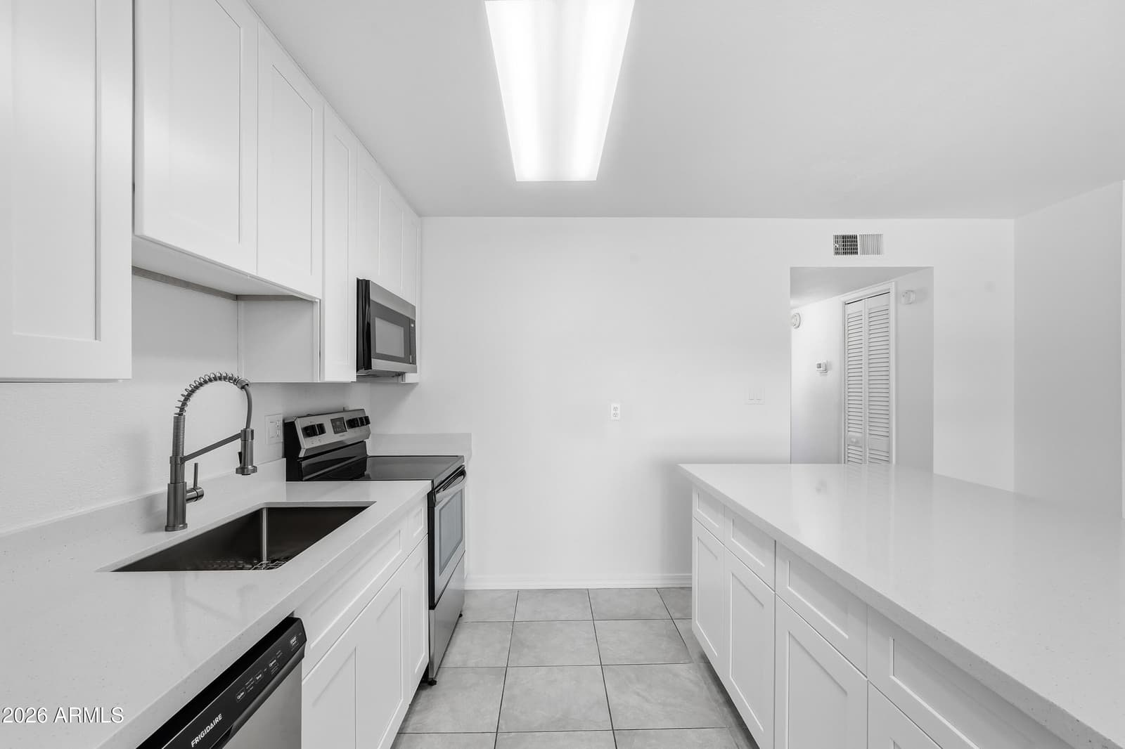 5525 E Thomas Road Unit G7, Phoenix, AZ 85018 — photo 7 of 31