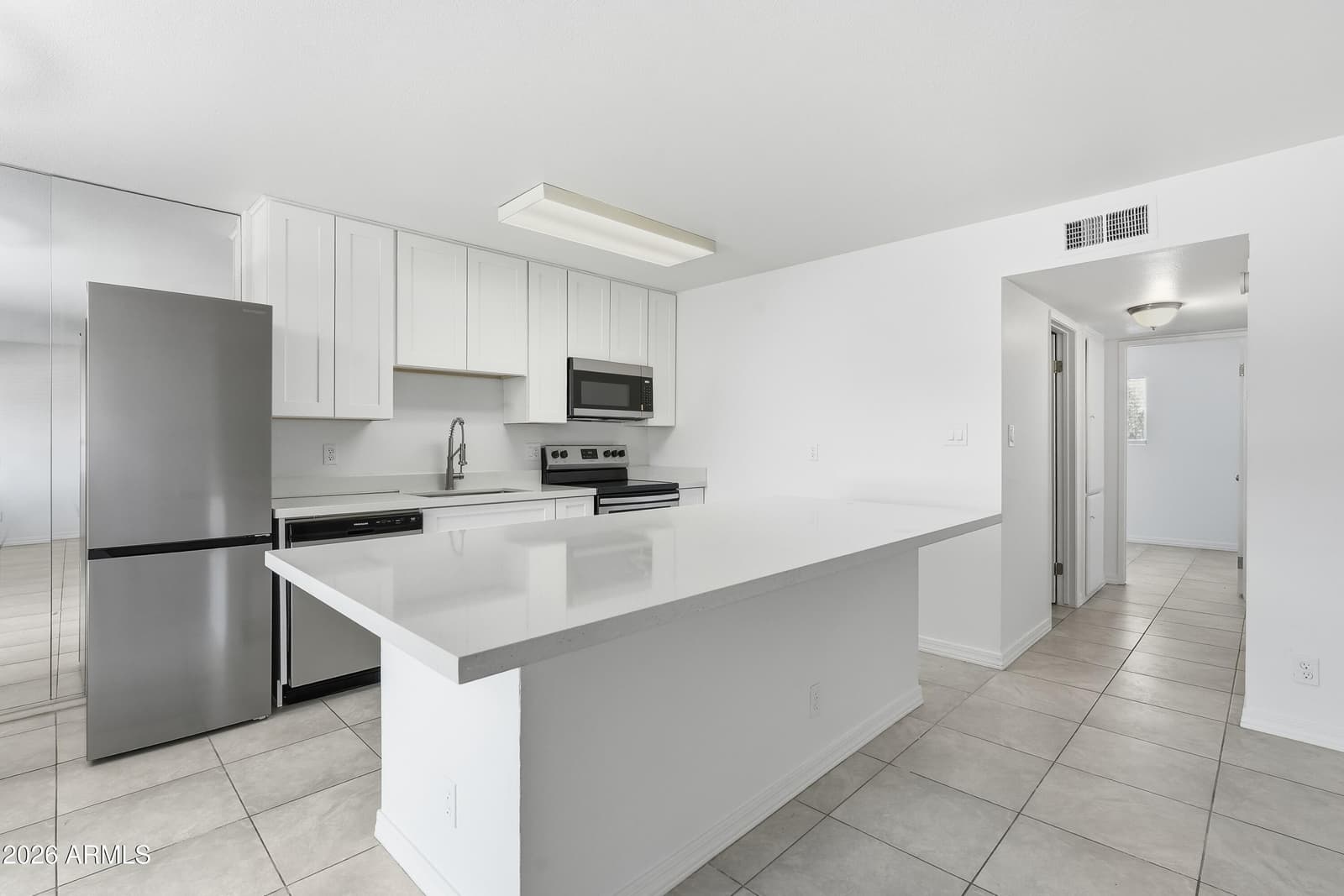 5525 E Thomas Road Unit G7, Phoenix, AZ 85018 — photo 8 of 31