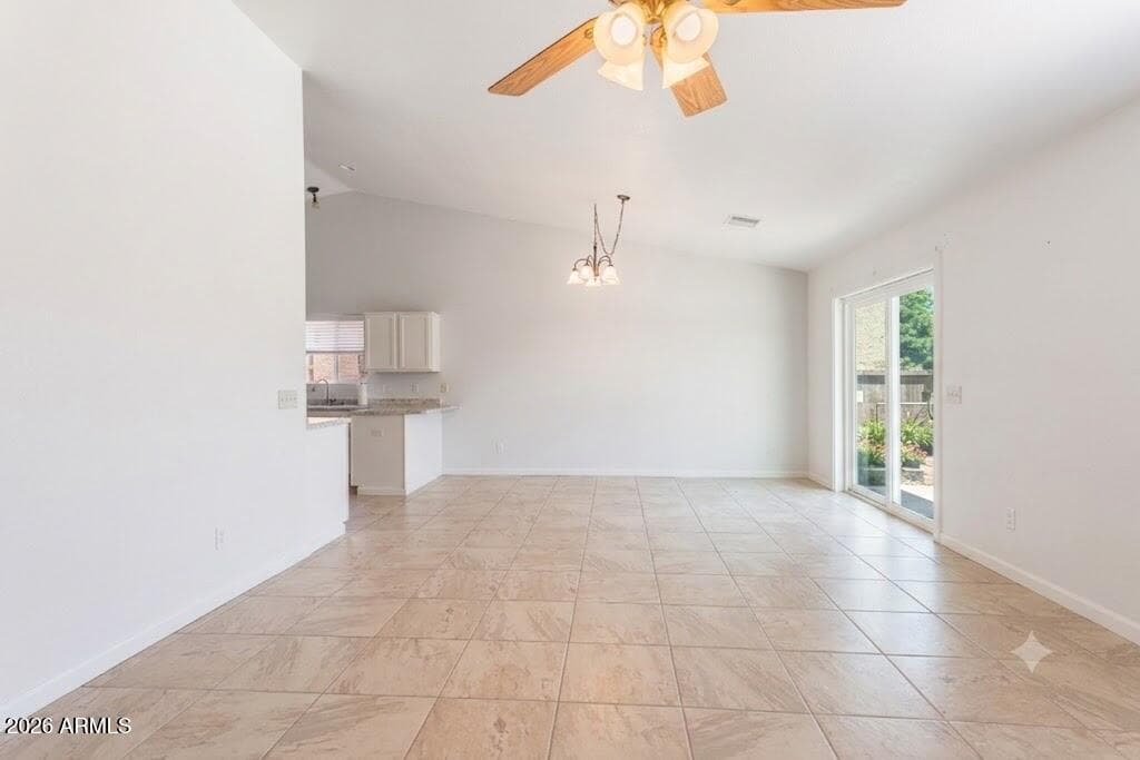 5360 HIGHLAND SHADOWS Drive, Sierra Vista, AZ 85635 — photo 11 of 37