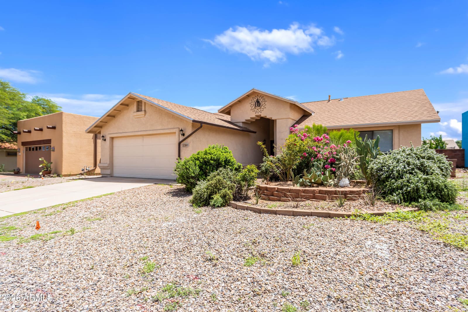 5360 HIGHLAND SHADOWS Drive, Sierra Vista, AZ 85635 — photo 3 of 37