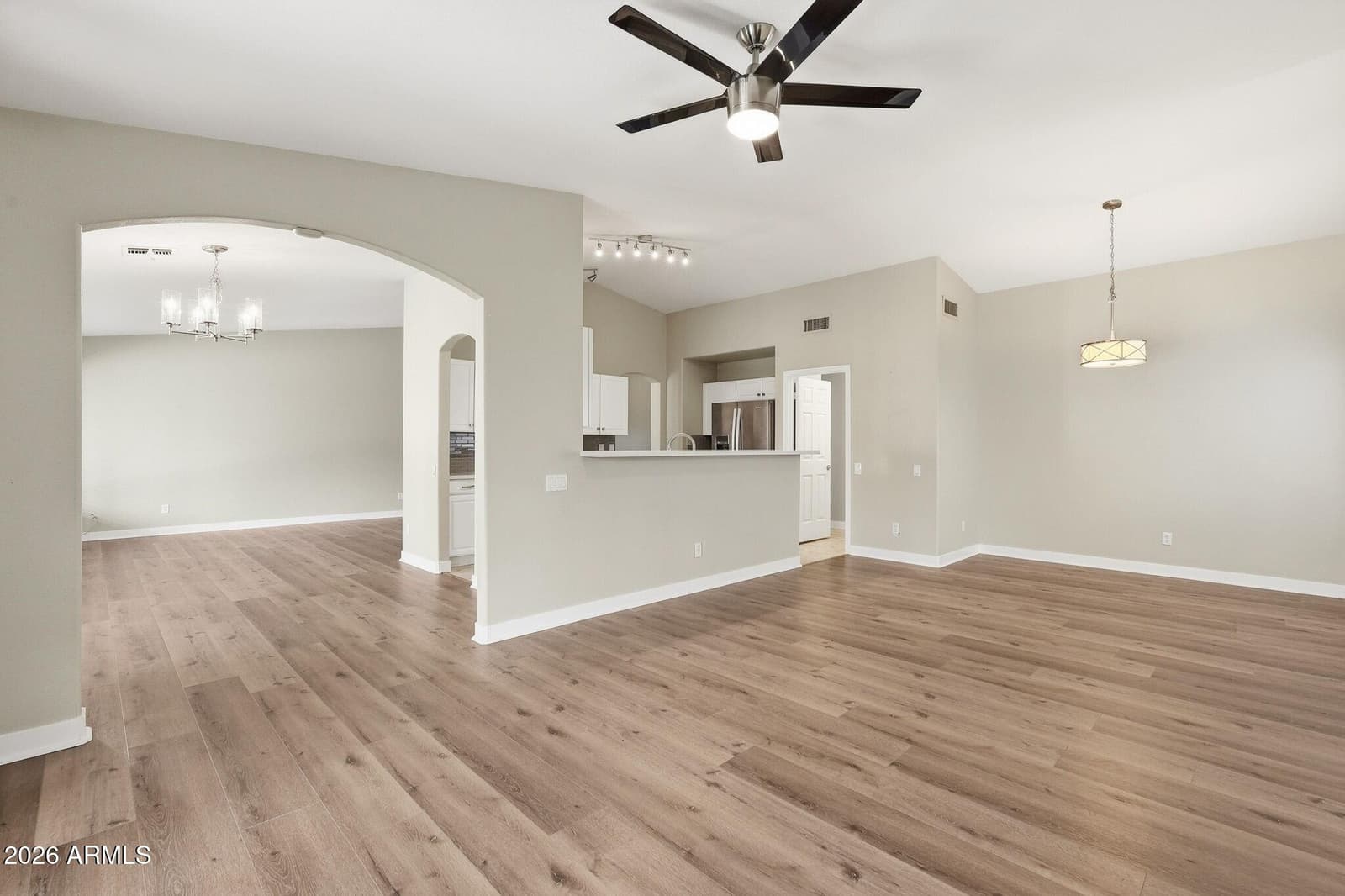 3256 E ROSEMONTE Drive, Phoenix, AZ 85050 — photo 12 of 38
