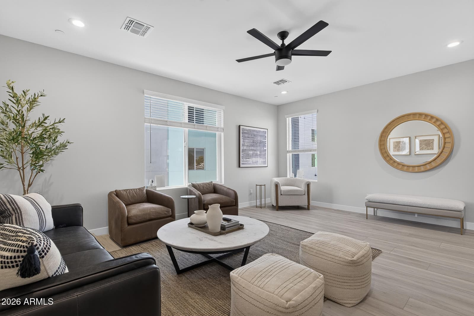 2601 E CLARENDON Avenue 5, Phoenix, AZ 85016 — photo 13 of 38