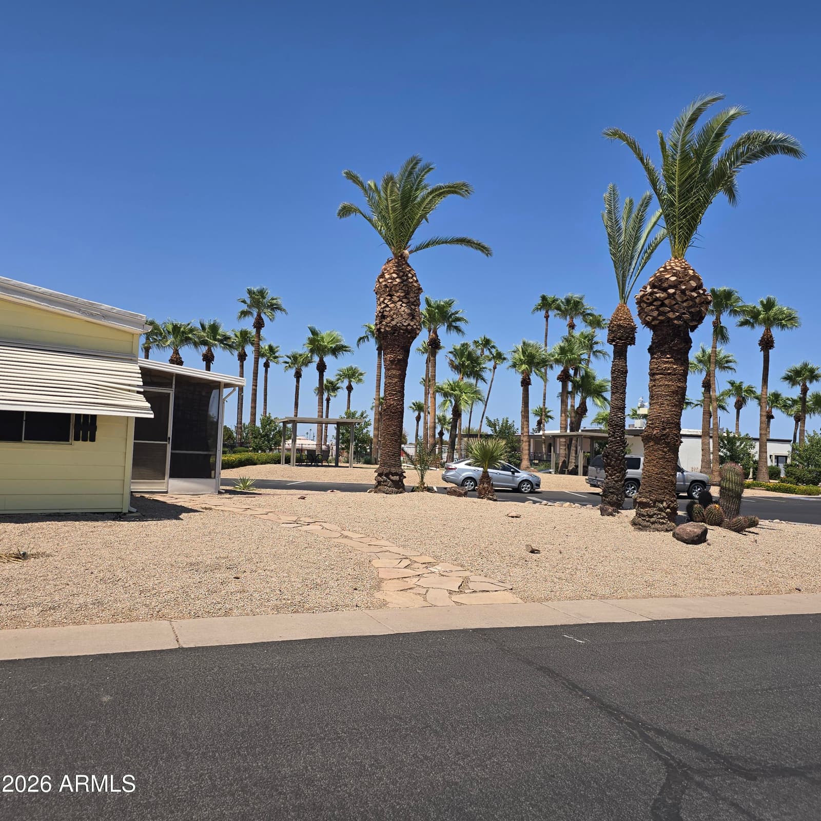 10201 N 99th Avenue 118, Peoria, AZ 85345 — photo 2 of 2