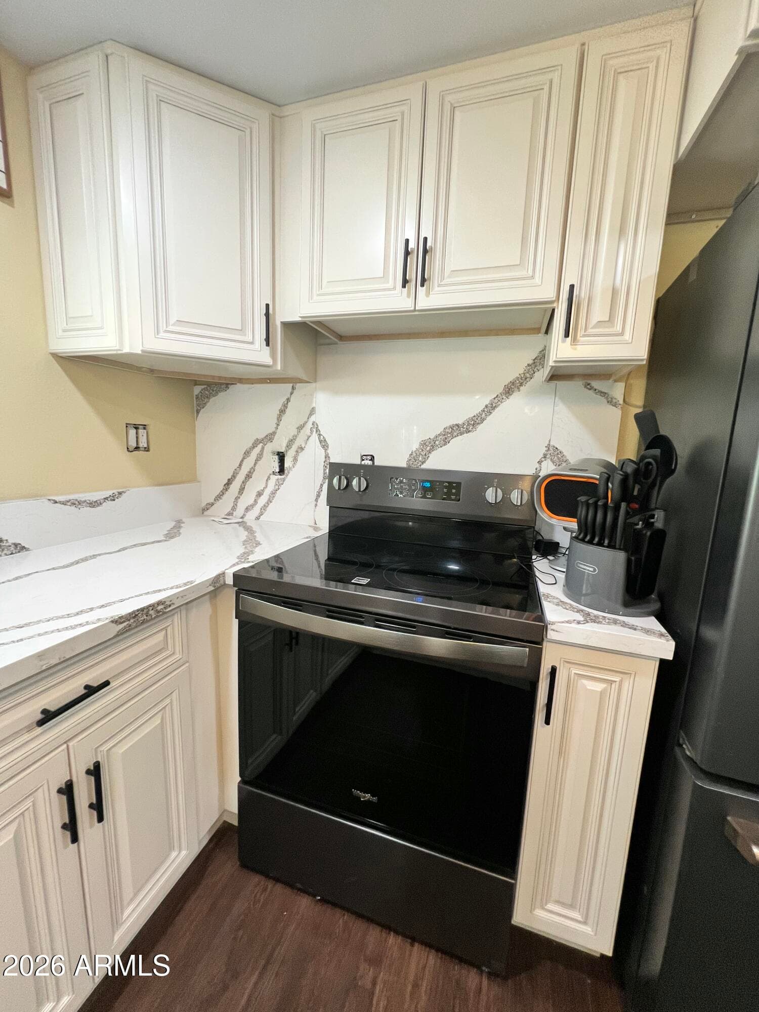 20621 E EMERALD Drive, Black Canyon City, AZ 85324 — photo 17 of 44