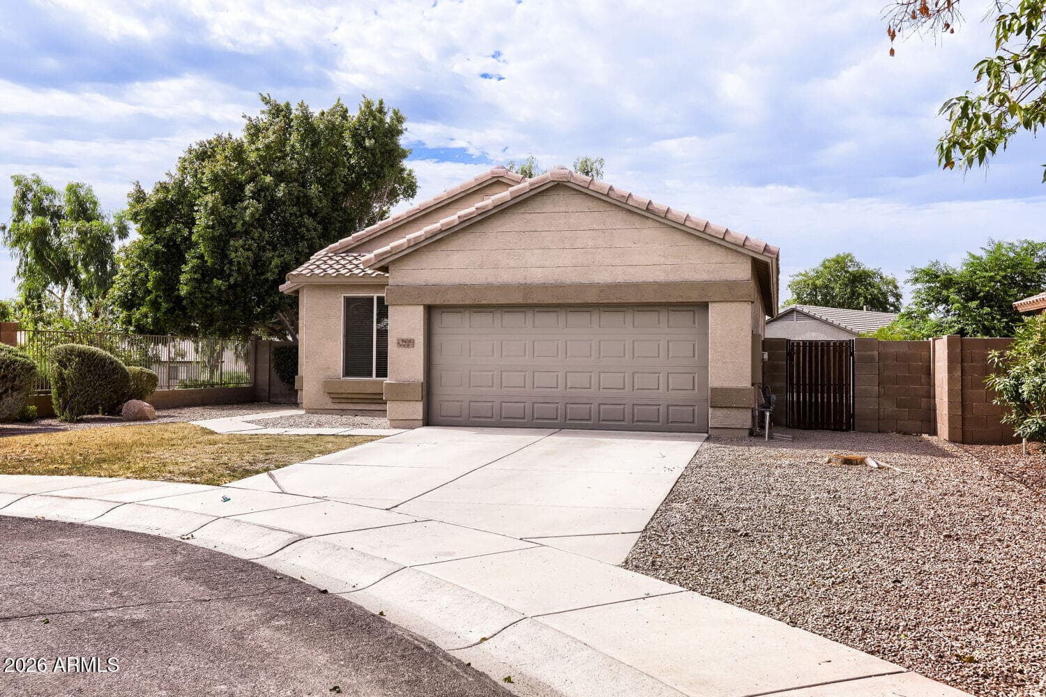 9403 W ROSS Avenue, Peoria, AZ 85382 — photo 4 of 28