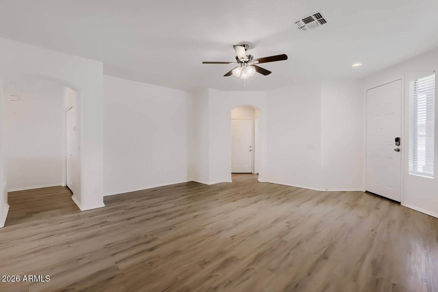 9403 W ROSS Avenue, Peoria, AZ 85382 — photo 7 of 28