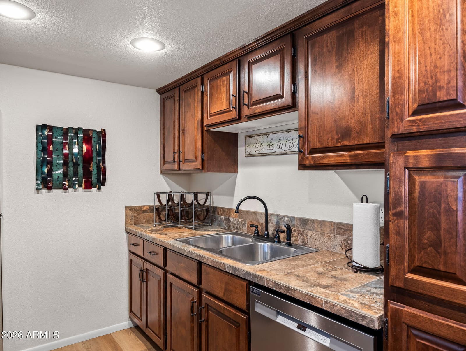 7557 N DREAMY DRAW Drive 154, Phoenix, AZ 85020 — photo 14 of 28
