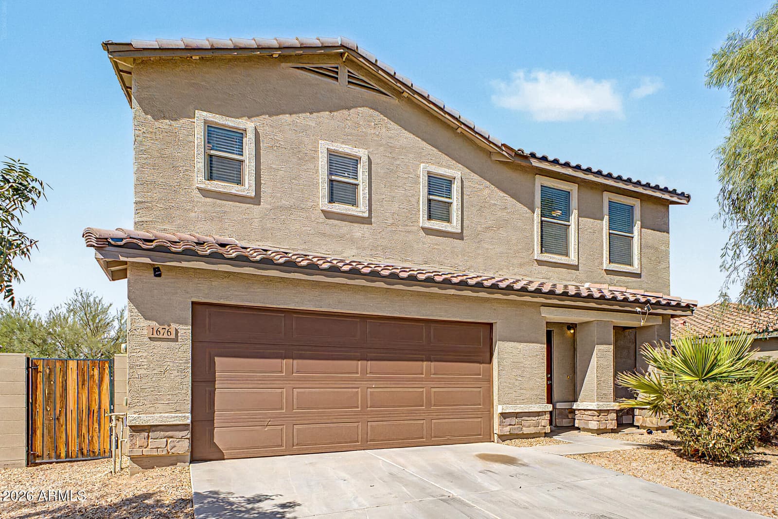 1676 E JUDI Street, Casa Grande, AZ 85122 — photo 4 of 46