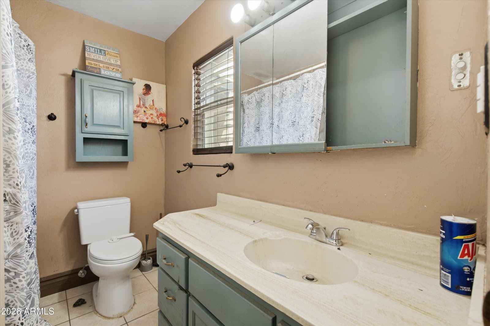 2744 W MARYLAND Avenue, Phoenix, AZ 85017 — photo 12 of 26