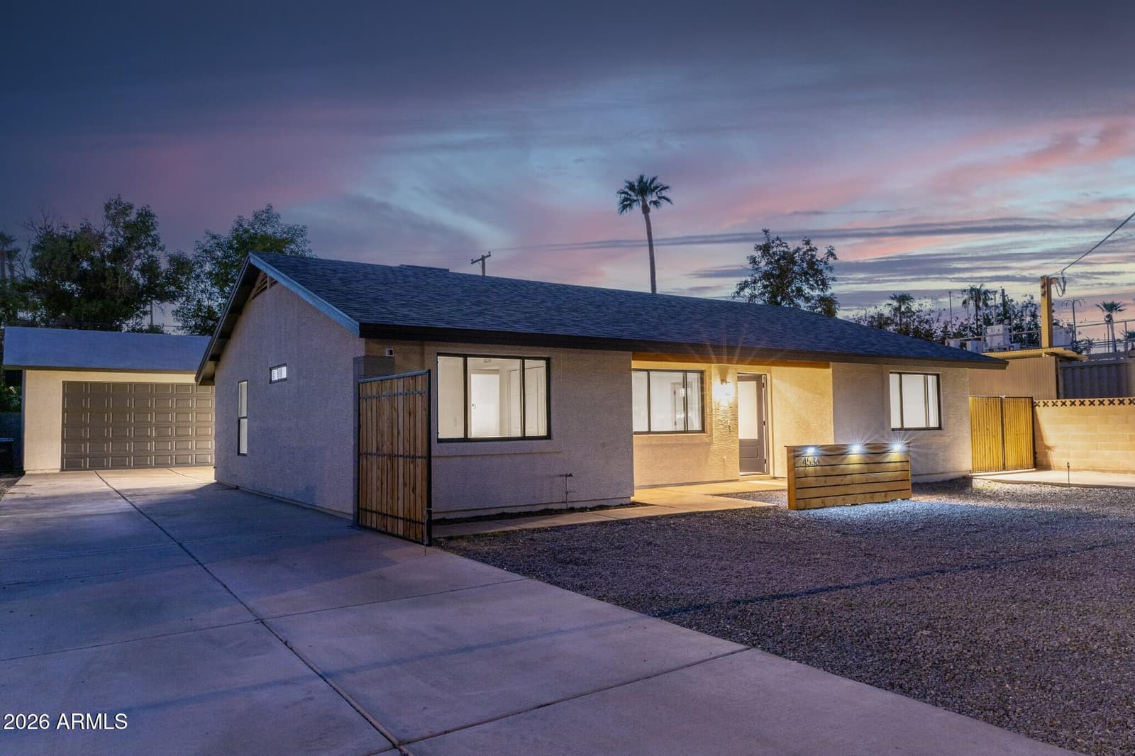 4536 N 17th Avenue, Phoenix, AZ 85015 — photo 1 of 9