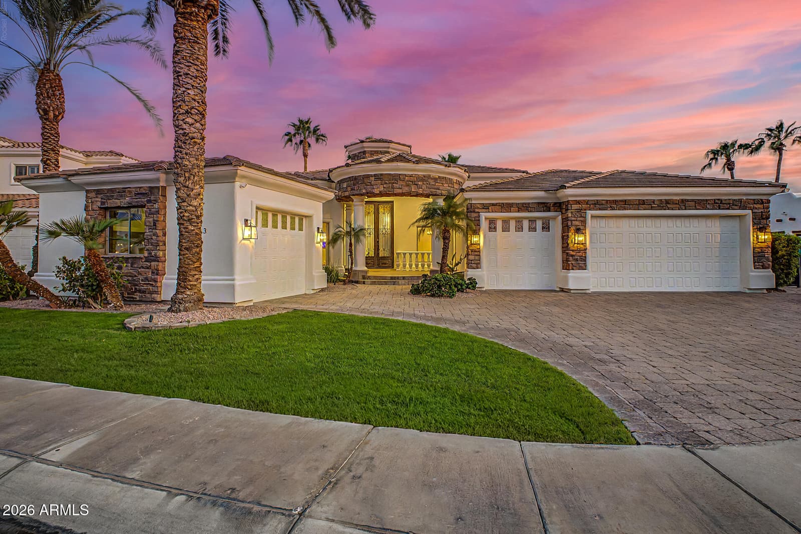 663 W ASTER Court, Chandler, AZ 85248 — photo 8 of 76