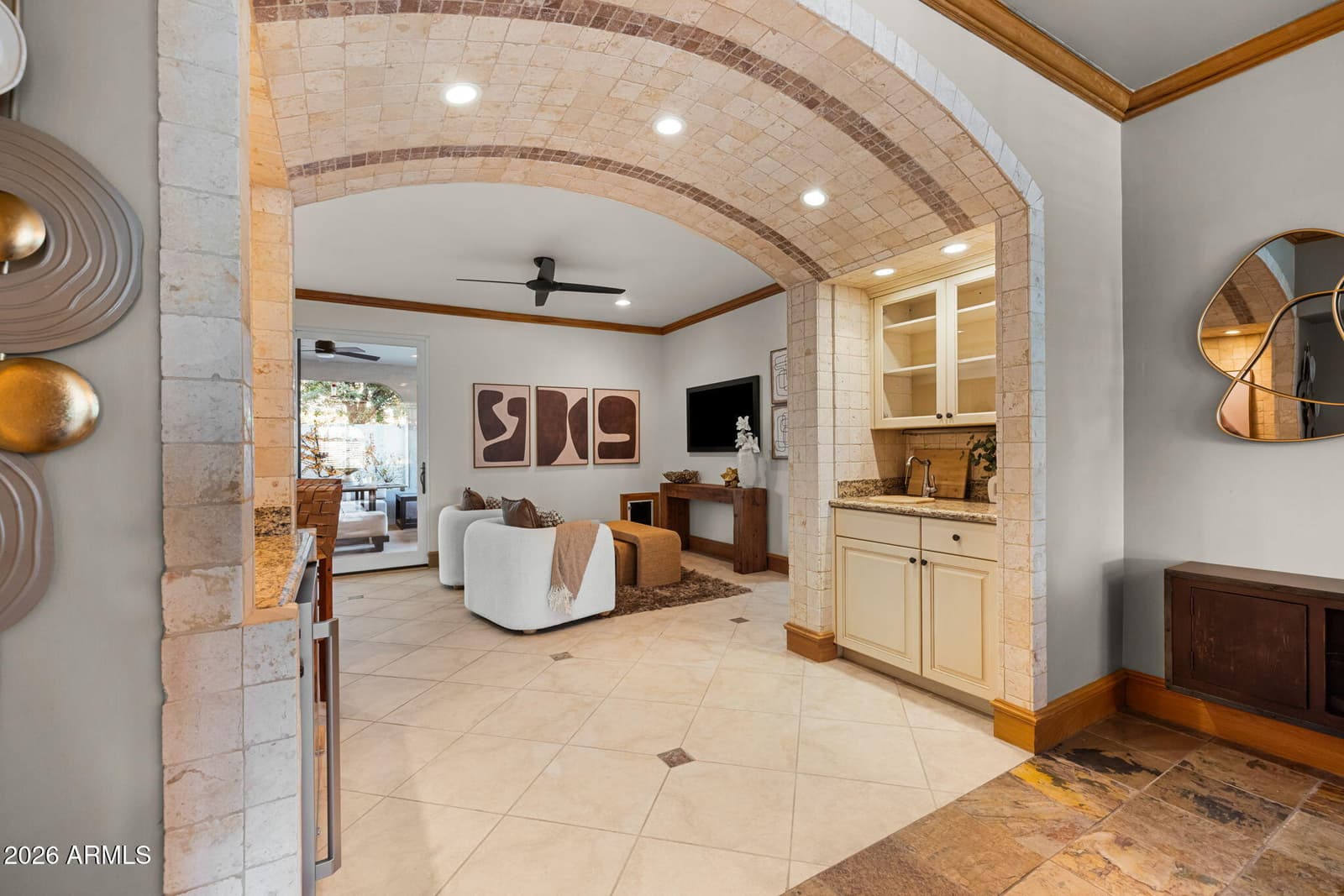 149 N COUNTRY CLUB Drive, Phoenix, AZ 85014 — photo 13 of 89