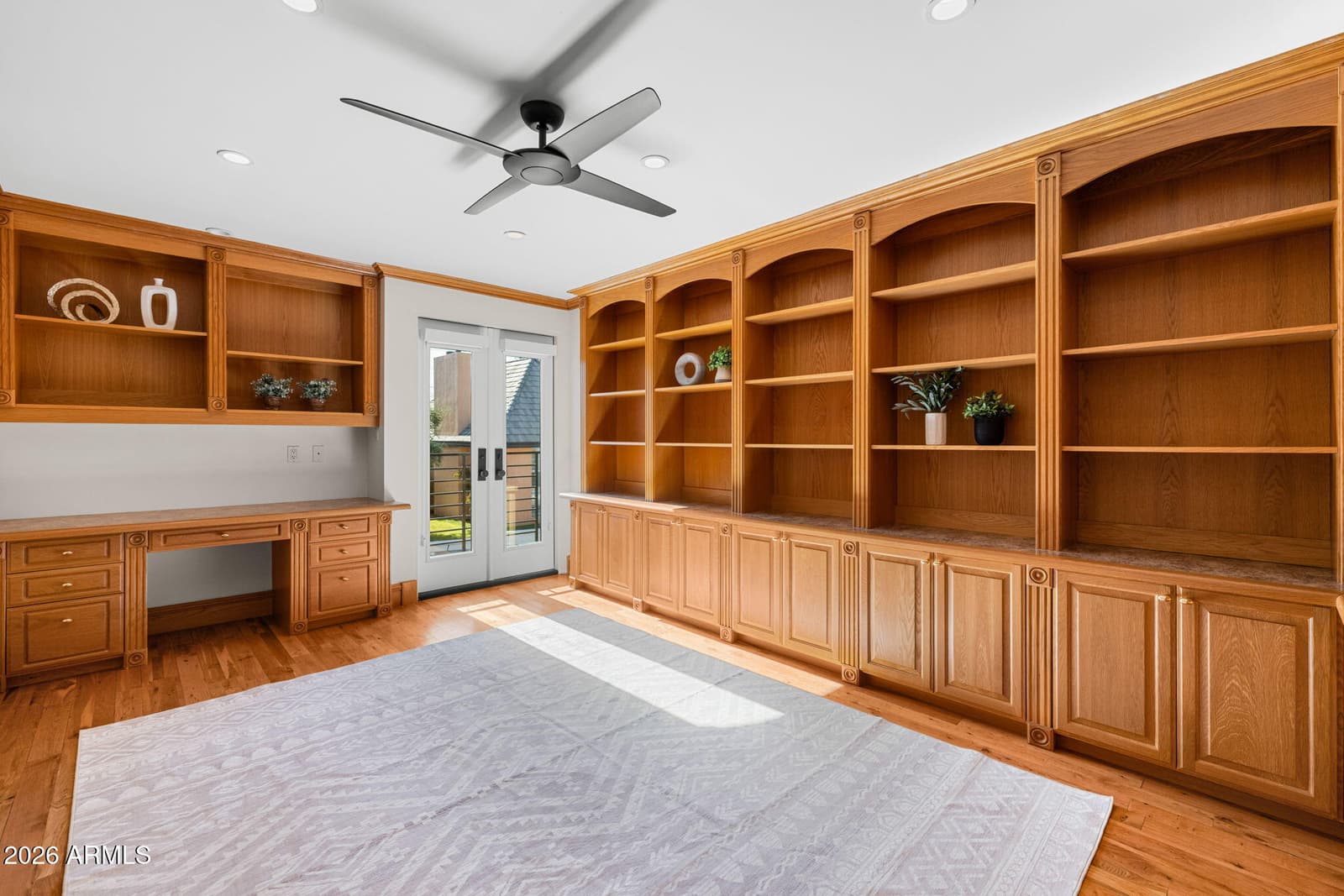 149 N COUNTRY CLUB Drive, Phoenix, AZ 85014 — photo 38 of 89