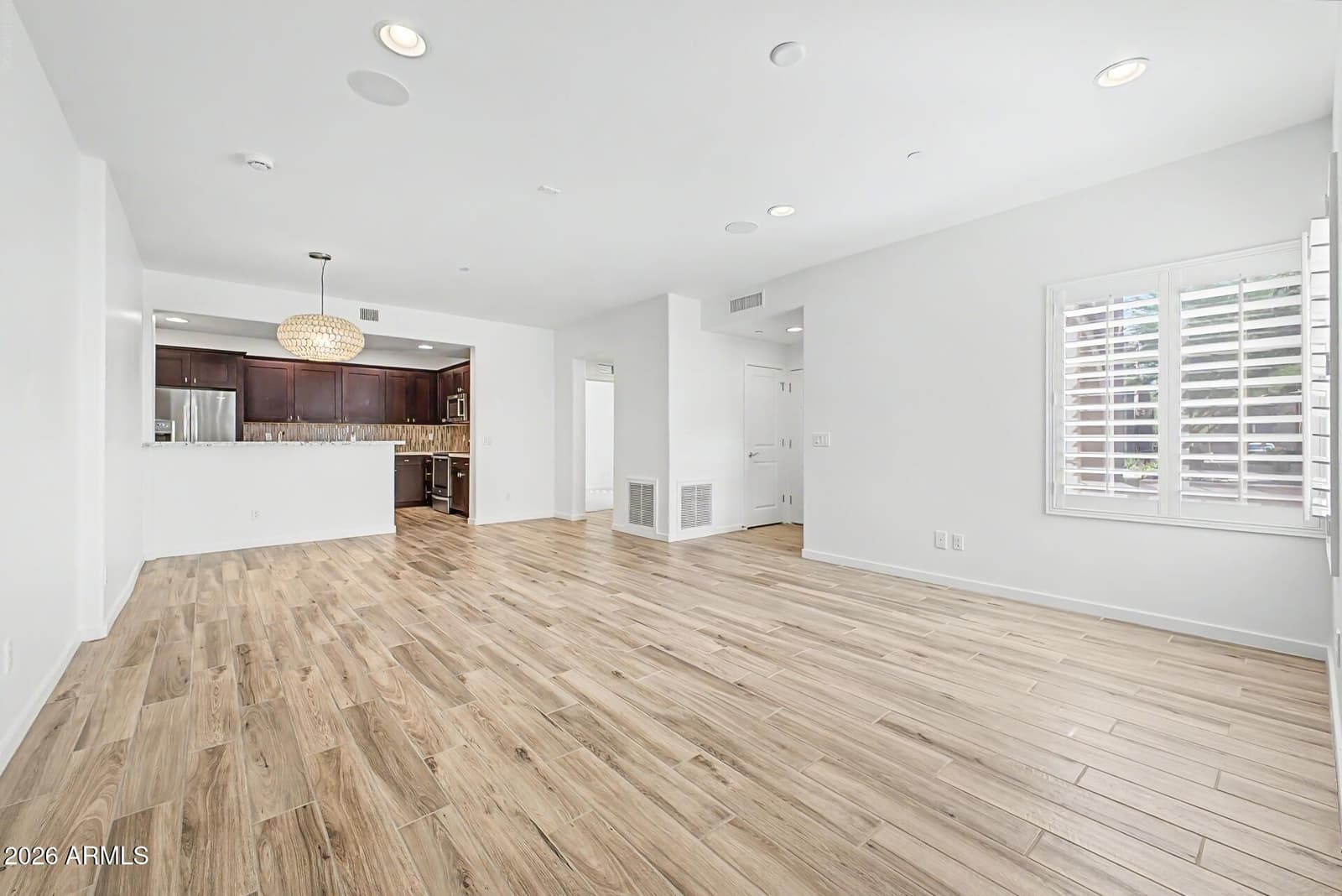 3935 E ROUGH RIDER Road 1271, Phoenix, AZ 85050 — photo 5 of 34