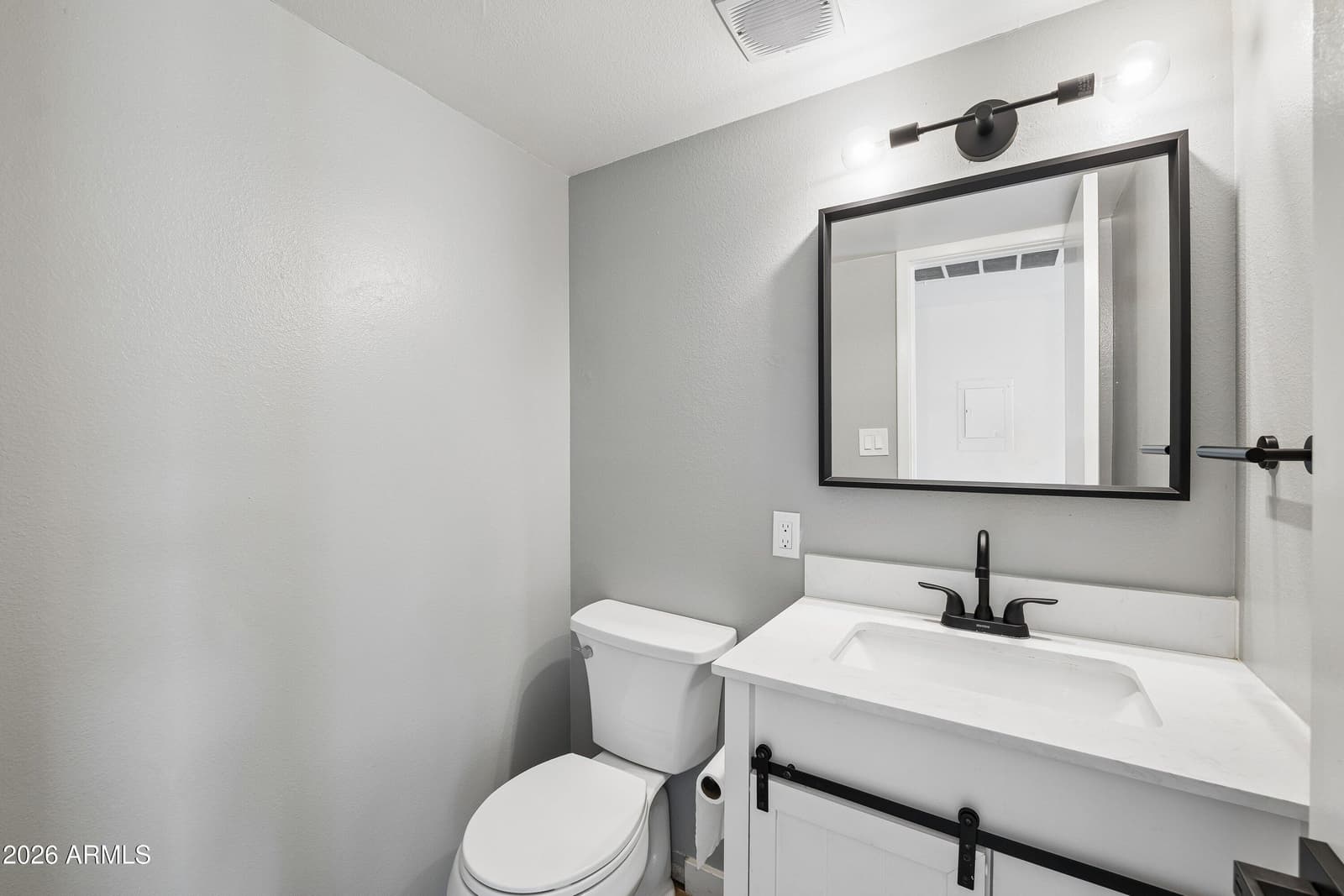 4848 N WOODMERE FAIRWAY 16, Scottsdale, AZ 85251 — photo 13 of 20