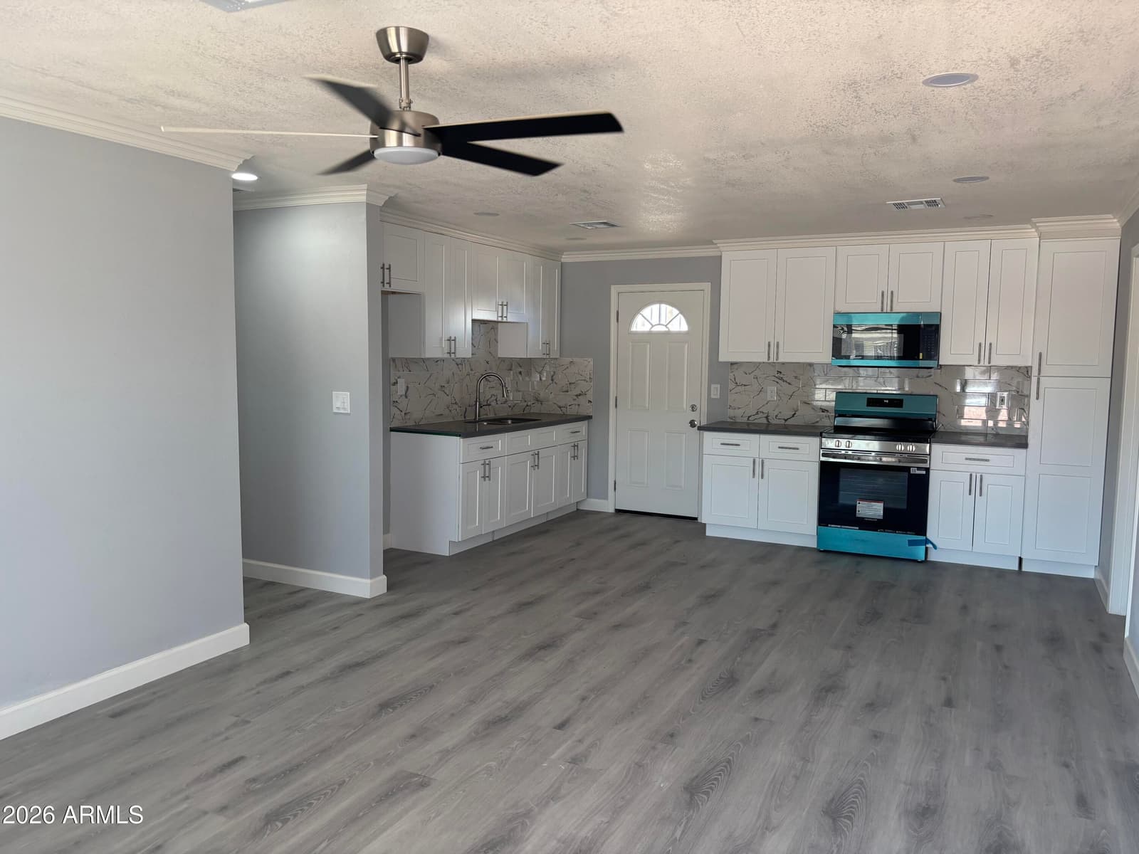 1732 E ATLANTA Avenue, Phoenix, AZ 85040 — photo 6 of 24