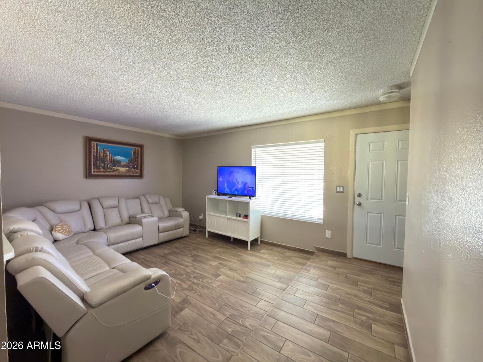 615 N 61ST Drive, Phoenix, AZ 85043 — photo 11 of 34