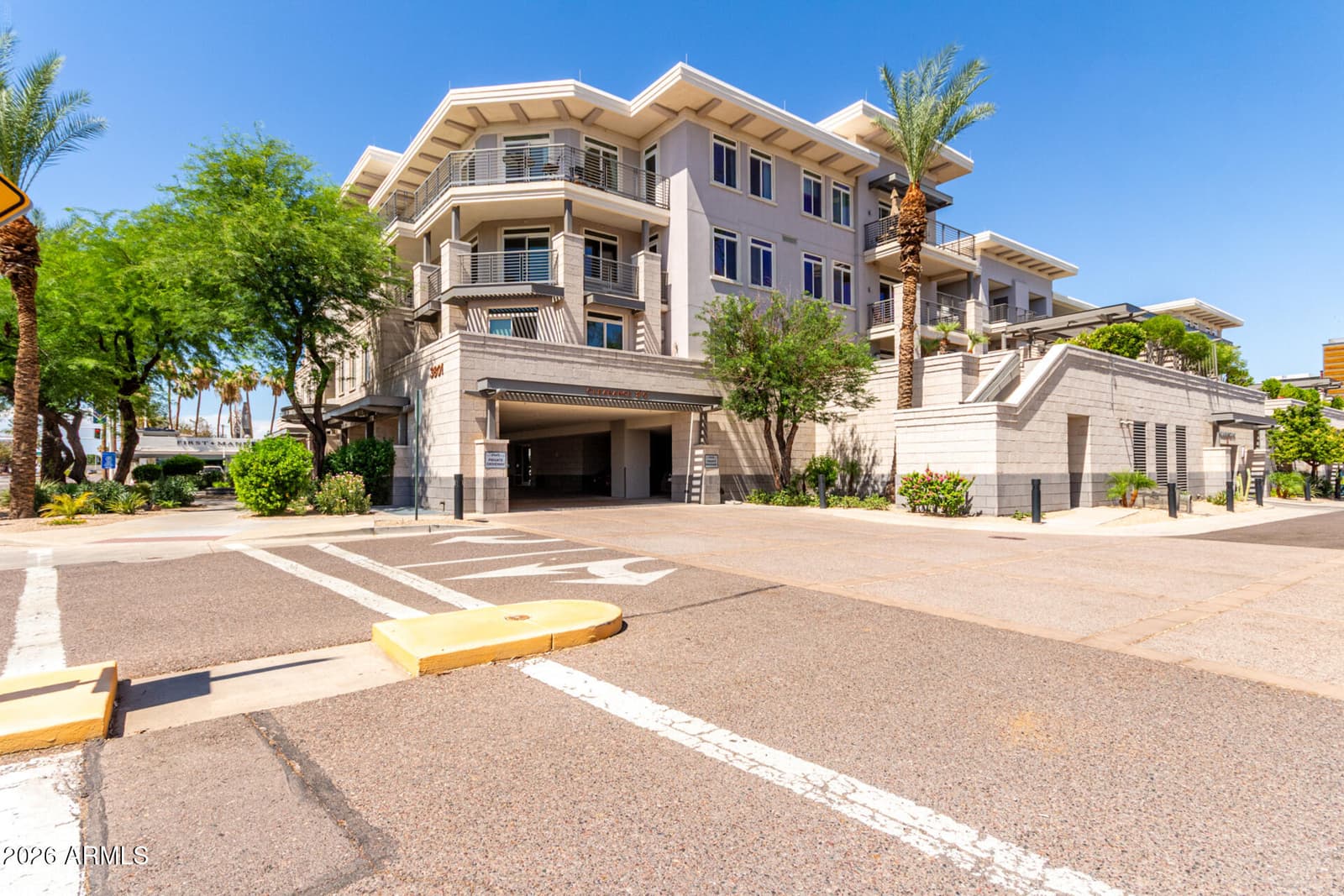 3801 N GOLDWATER Boulevard G201, Scottsdale, AZ 85251 — photo 1 of 54