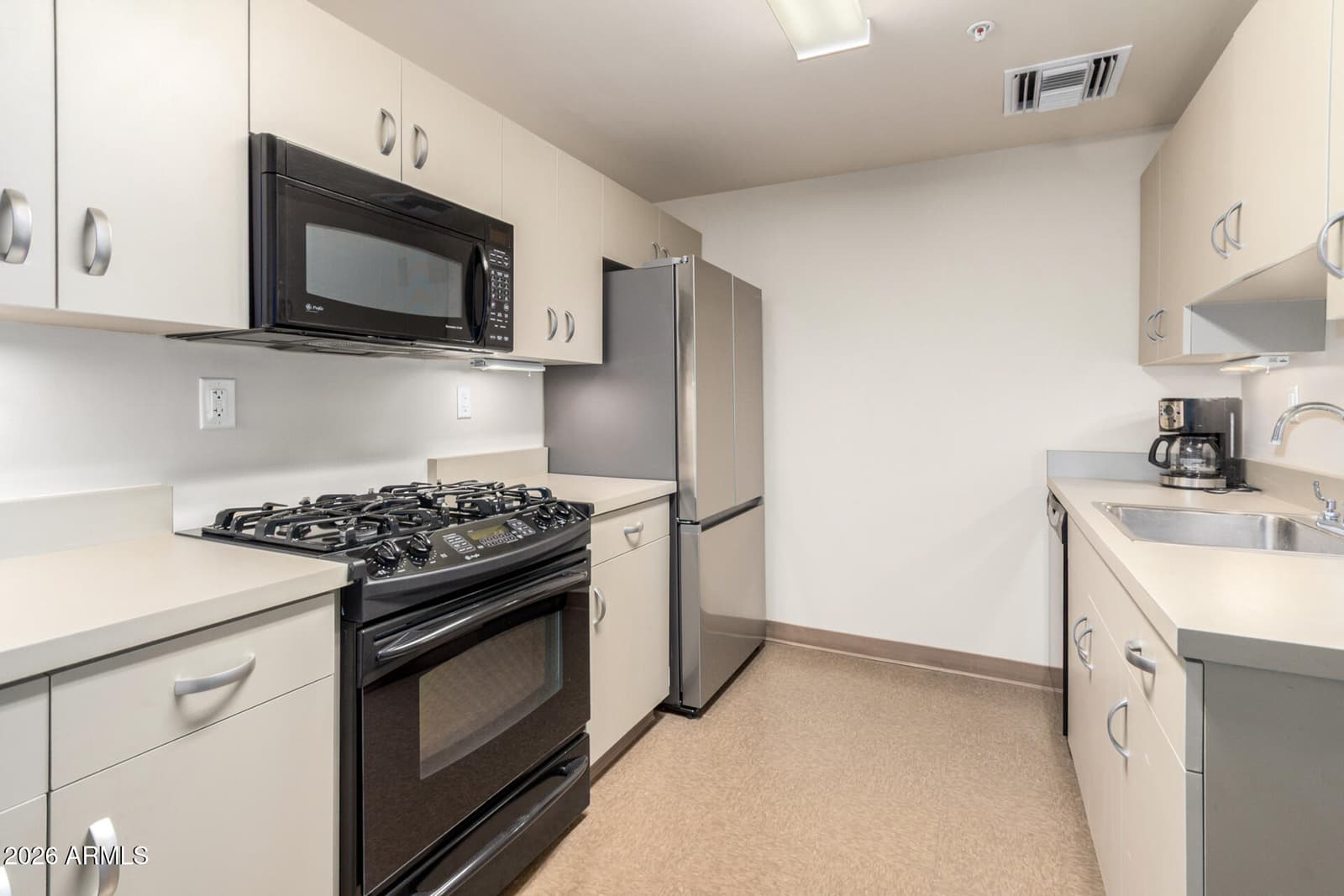 3801 N GOLDWATER Boulevard G201, Scottsdale, AZ 85251 — photo 46 of 54