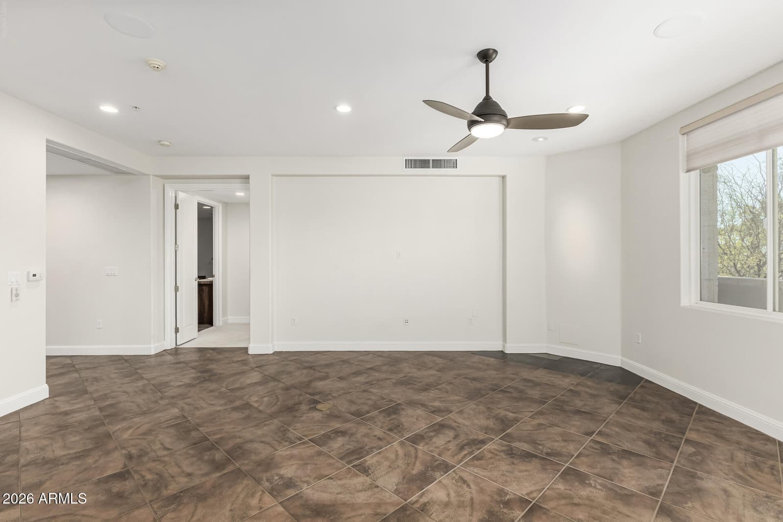 3801 N GOLDWATER Boulevard G201, Scottsdale, AZ 85251 — photo 13 of 54