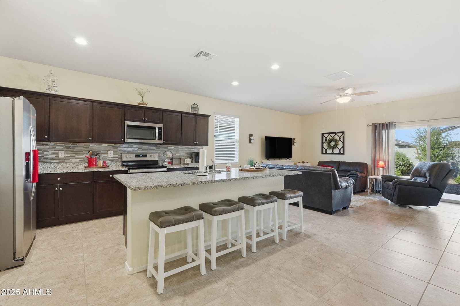 4626 W ORANGE Avenue, Coolidge, AZ 85128 — photo 8 of 36