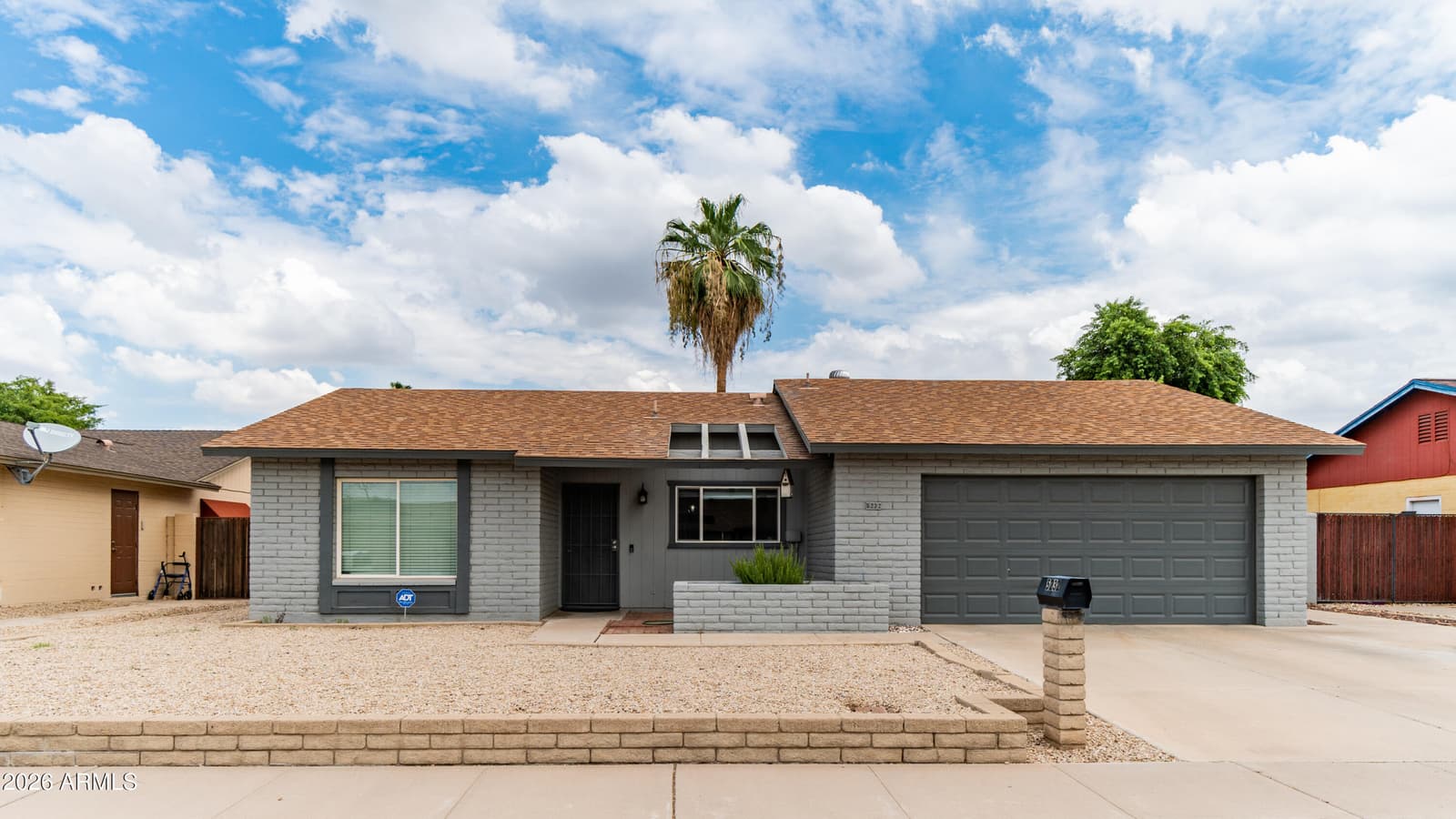 5232 W ONYX Avenue, Glendale, AZ 85302 — photo 3 of 25