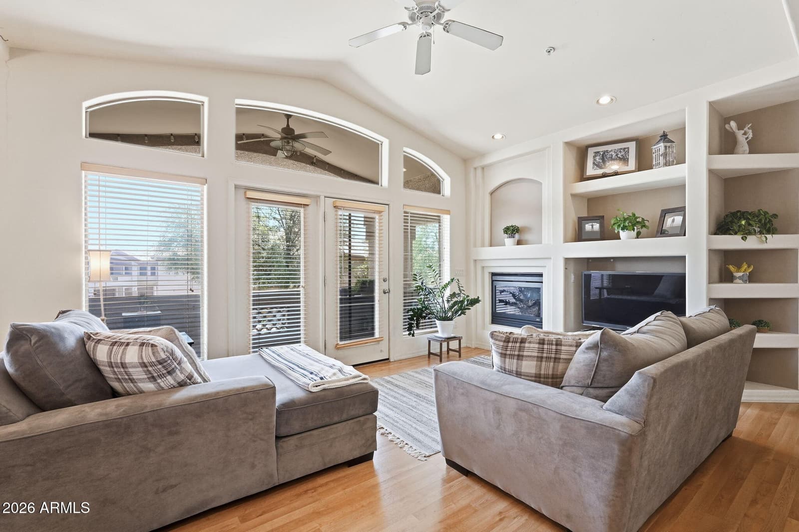 14000 N 94TH Street 1058, Scottsdale, AZ 85260 — photo 8 of 47