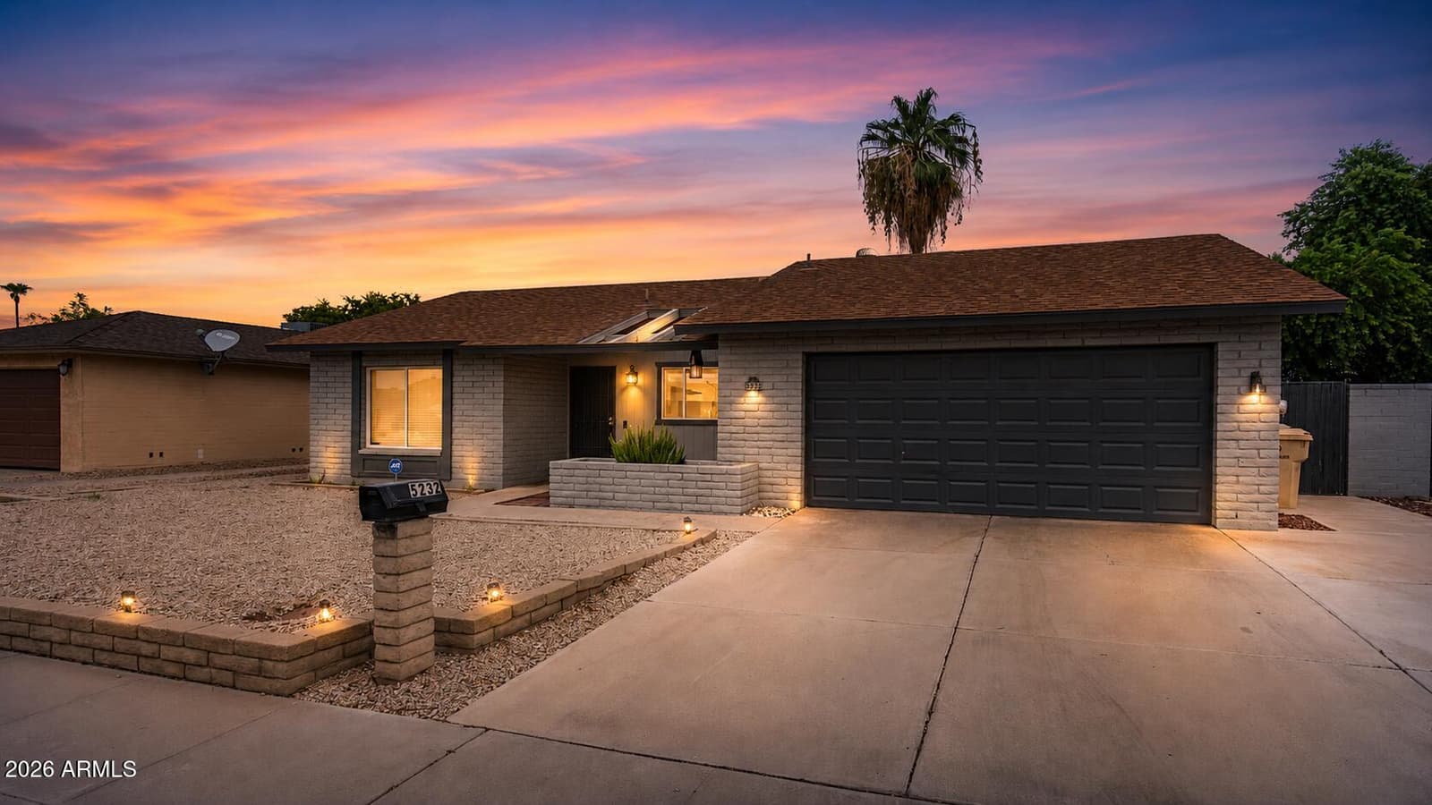 5232 W ONYX Avenue, Glendale, AZ 85302 — photo 1 of 25