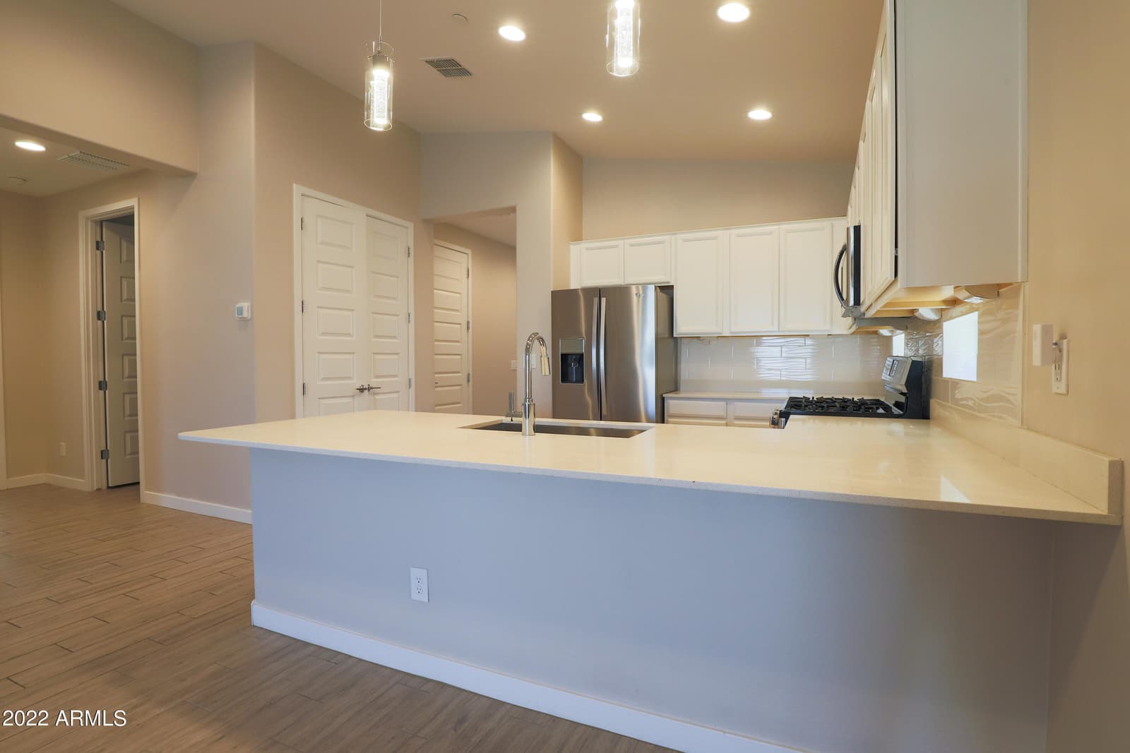9606 E TESLA Avenue, Mesa, AZ 85212 — photo 11 of 35