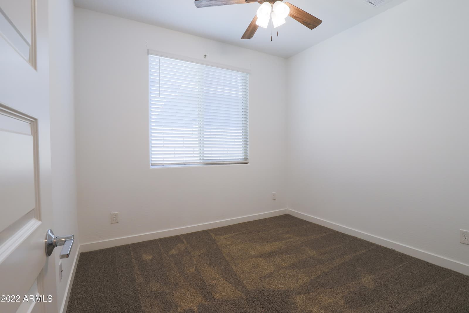 9606 E TESLA Avenue, Mesa, AZ 85212 — photo 25 of 35