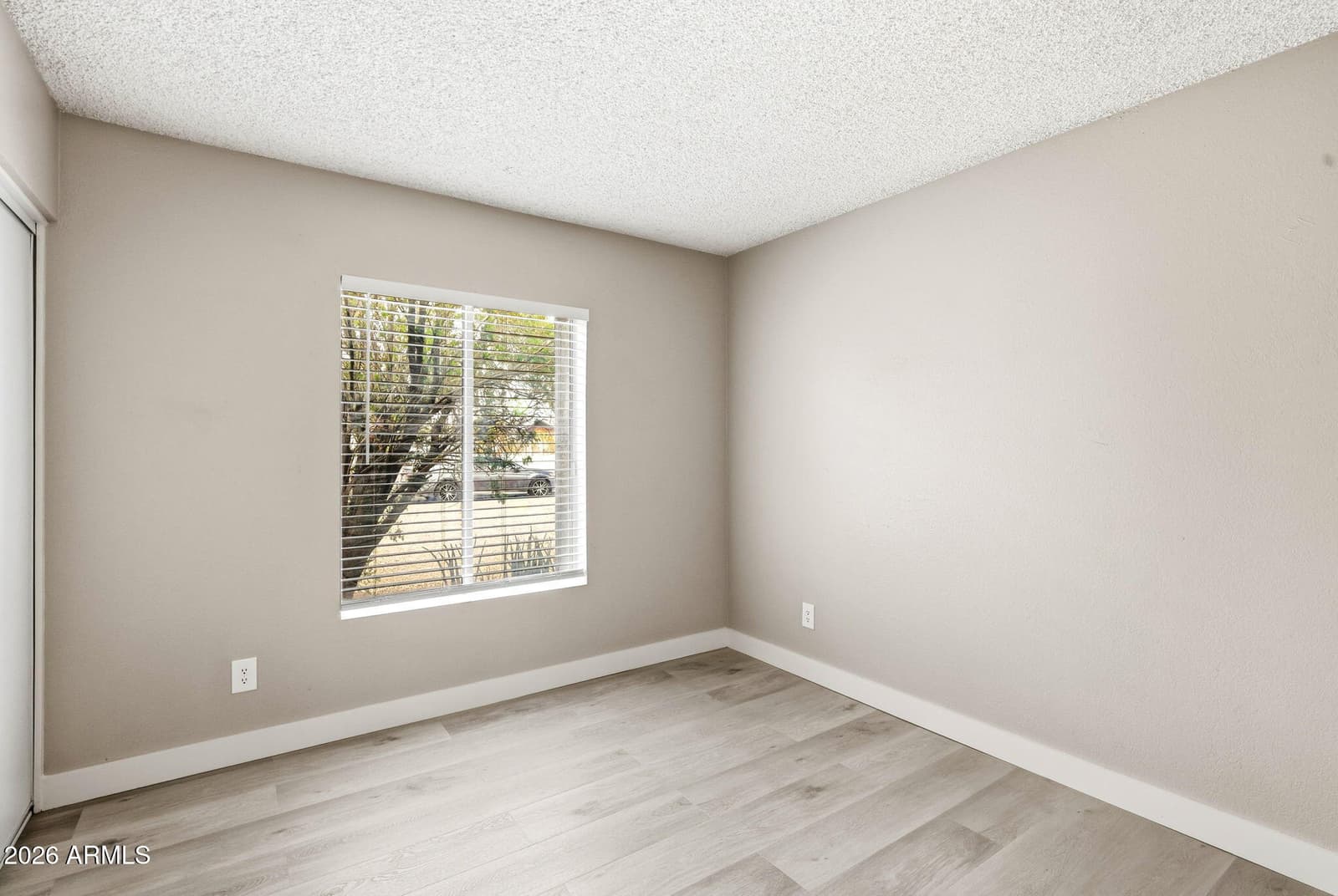 4625 N 75th Lane, Phoenix, AZ 85033 — photo 18 of 32