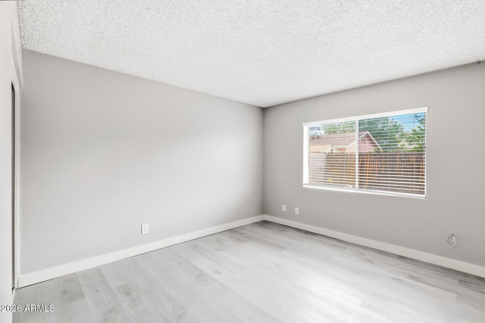 4625 N 75th Lane, Phoenix, AZ 85033 — photo 20 of 32