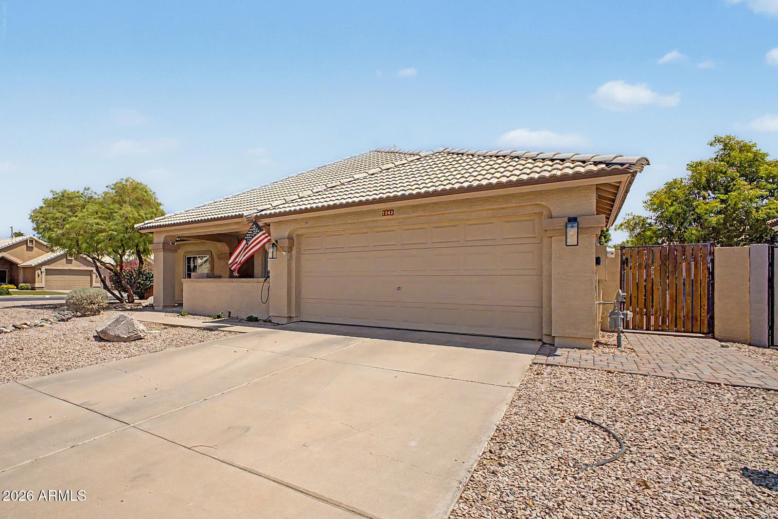 7143 E MILAGRO Avenue, Mesa, AZ 85209 — photo 6 of 33